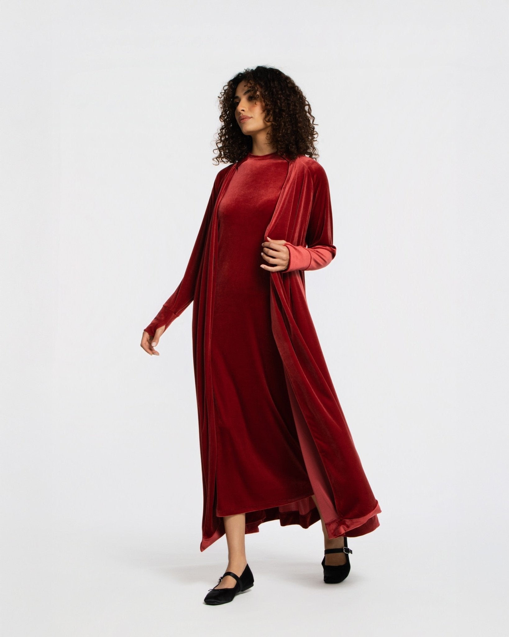 Panne Velour Abaya - SEASONAL DARK RED