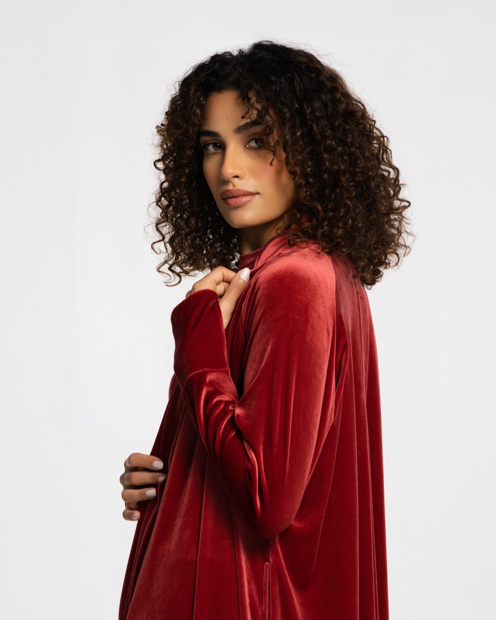 Panne Velour Abaya - SEASONAL DARK RED