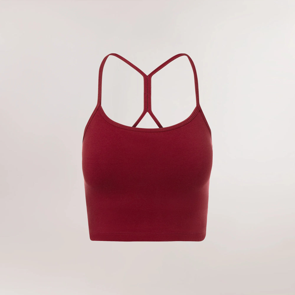 Grape red cropped top with wide straps & stretch fit - كروب توب باللون الأحمر العنبي مع حمالات عريضة وقصة مرنة