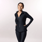 Core black active jacket with zip front and panel seams - سترة رياضية سوداء أساسية بسحاب أمامي ودرزات لوحة