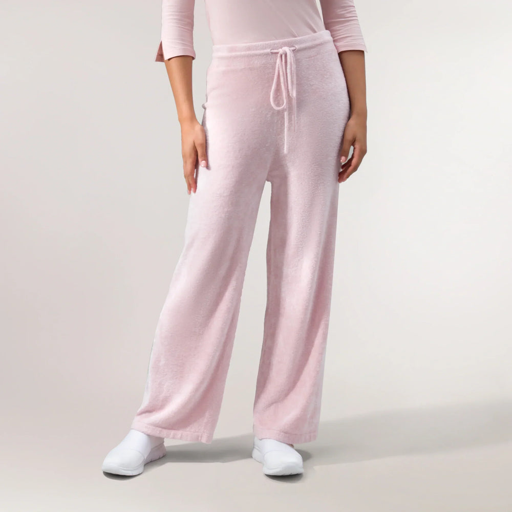 Light pink cozy up pants with adjustable waist band - بنطلون مريح باللون الوردي الفاتح مع حزام خصر قابل للتعديل