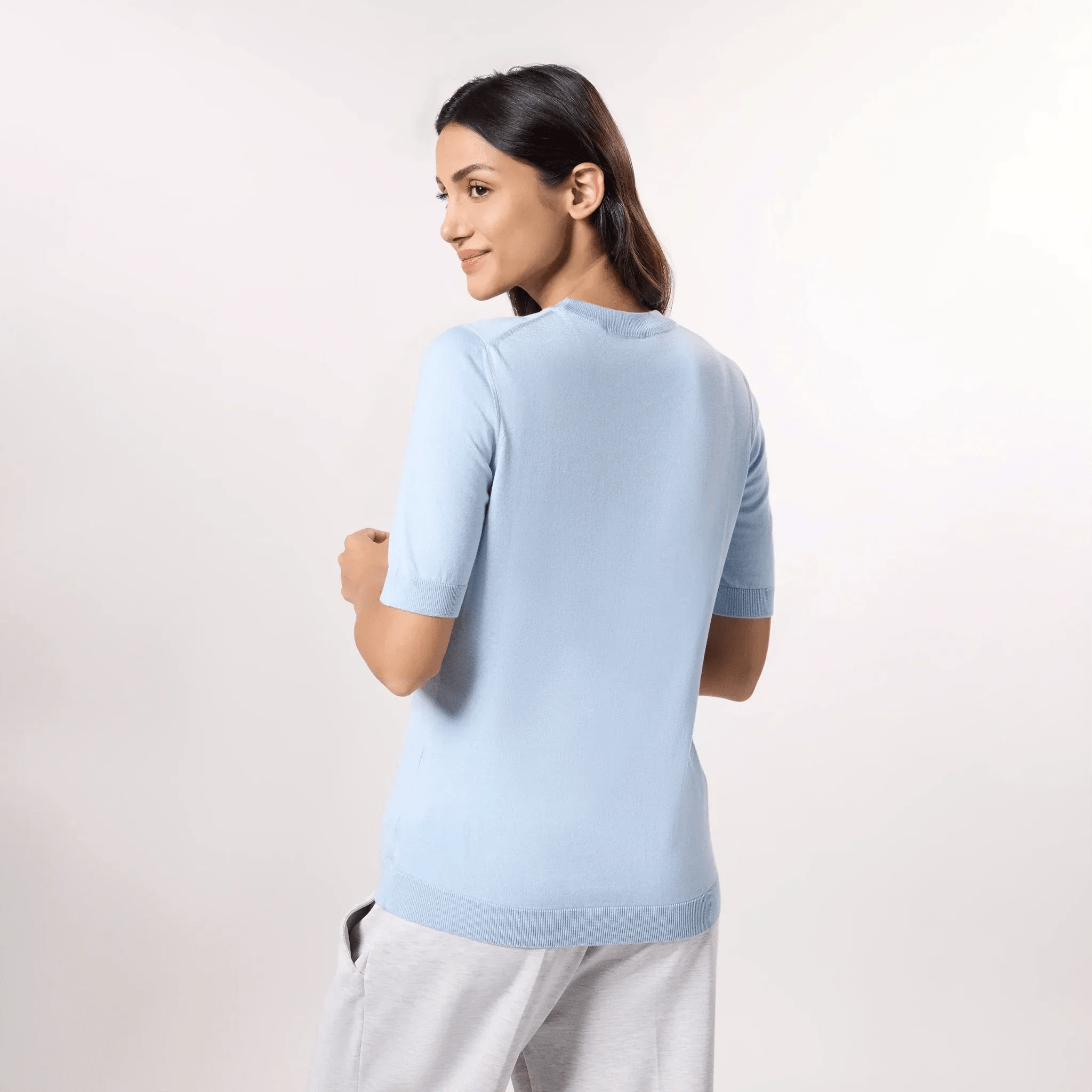 Short Sleeve Knit Sweater - SEASONAL LIGHT BLUE