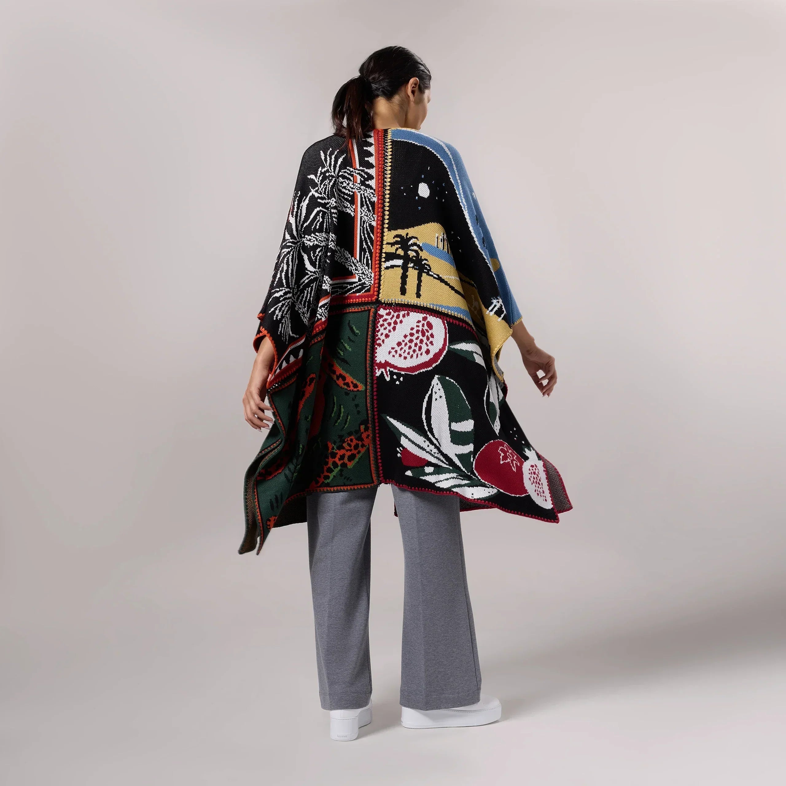 Saudi Poncho - SEASONAL MULTICOLOR