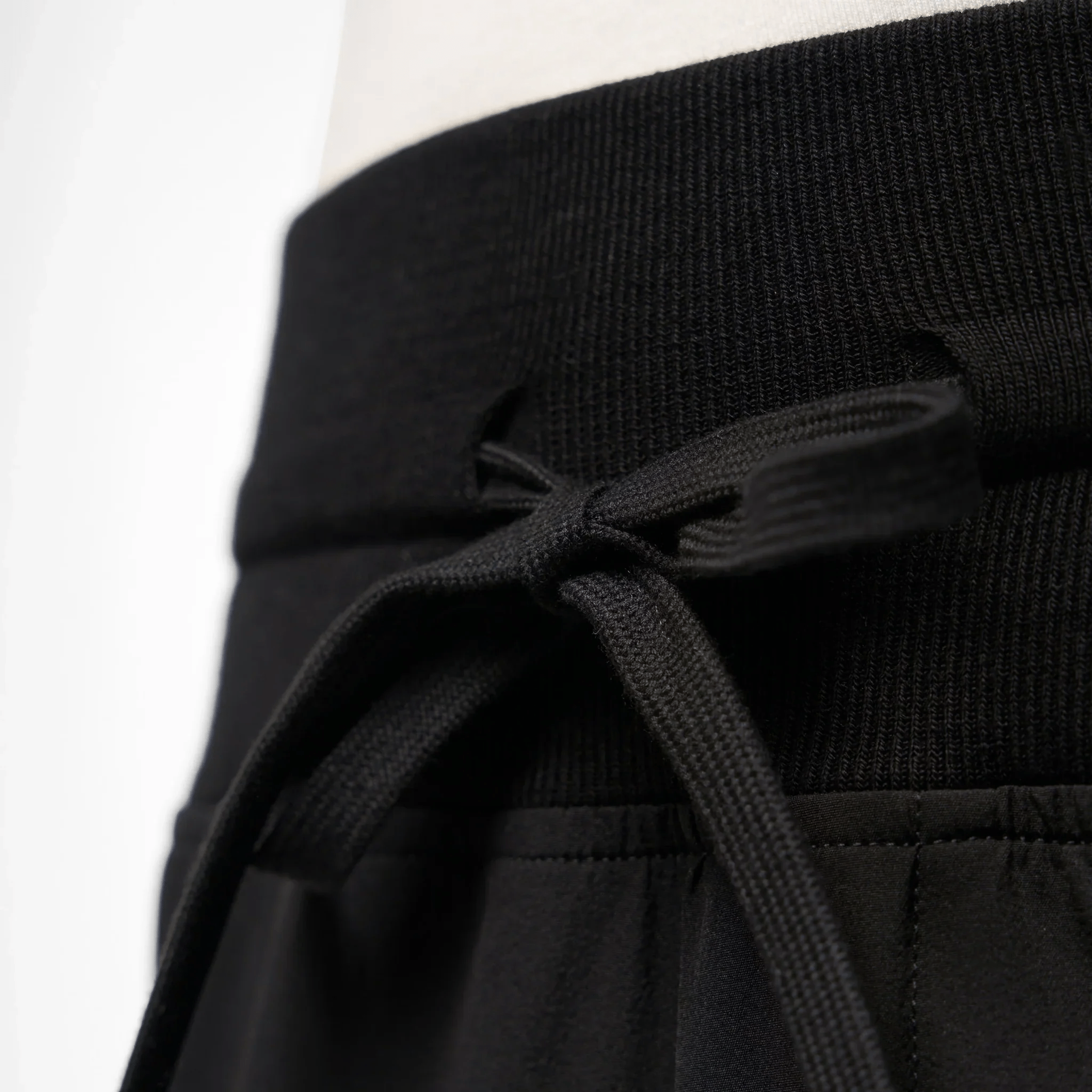 Bi-Stretch Jogger - SEASONAL BLACK