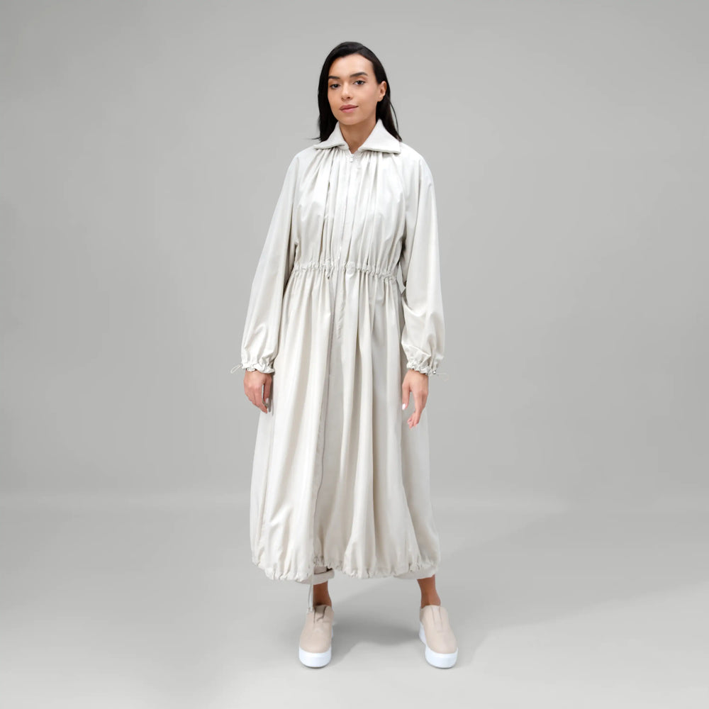 Stone zip front parka with adjustable waist & longline shape - باركا بسحاب أمامي باللون الحجري مع خصر قابل للتعديل وتصميم طويل