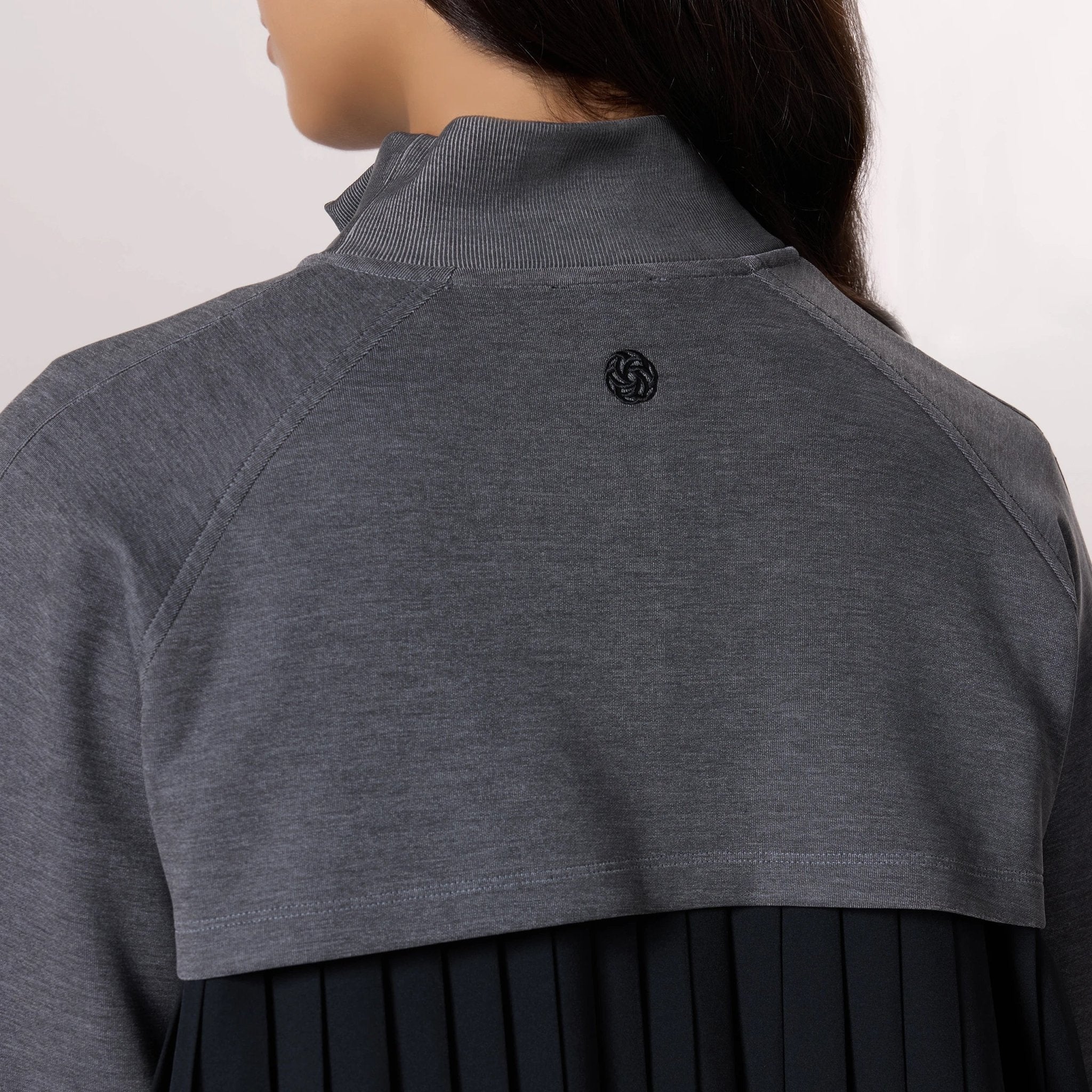 Pleated Abaya - SEASONAL CHARCOAL GREY