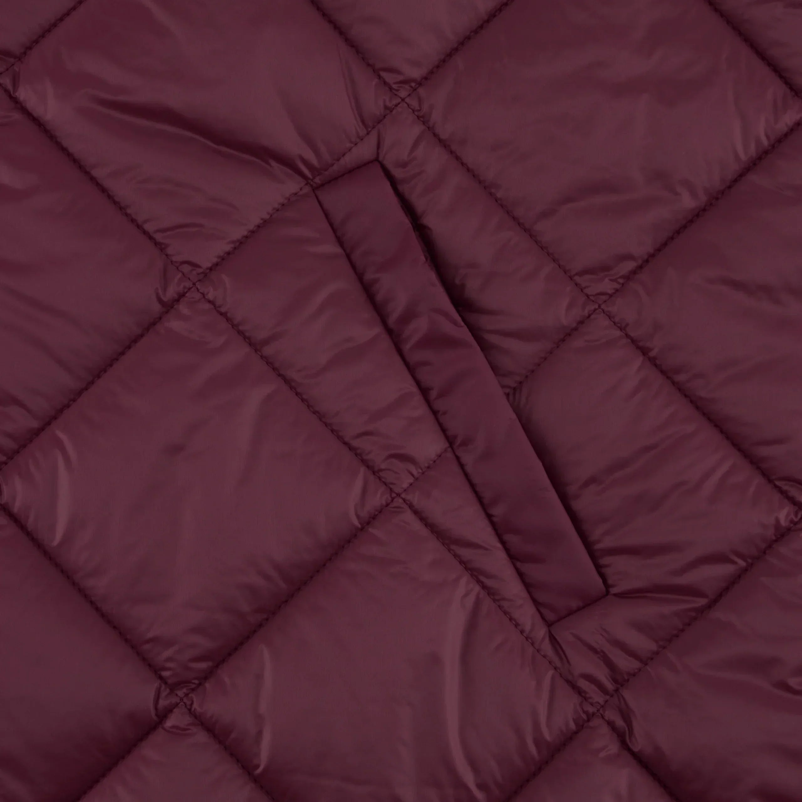 Puffer Cape - SEASONAL BURGUNDY