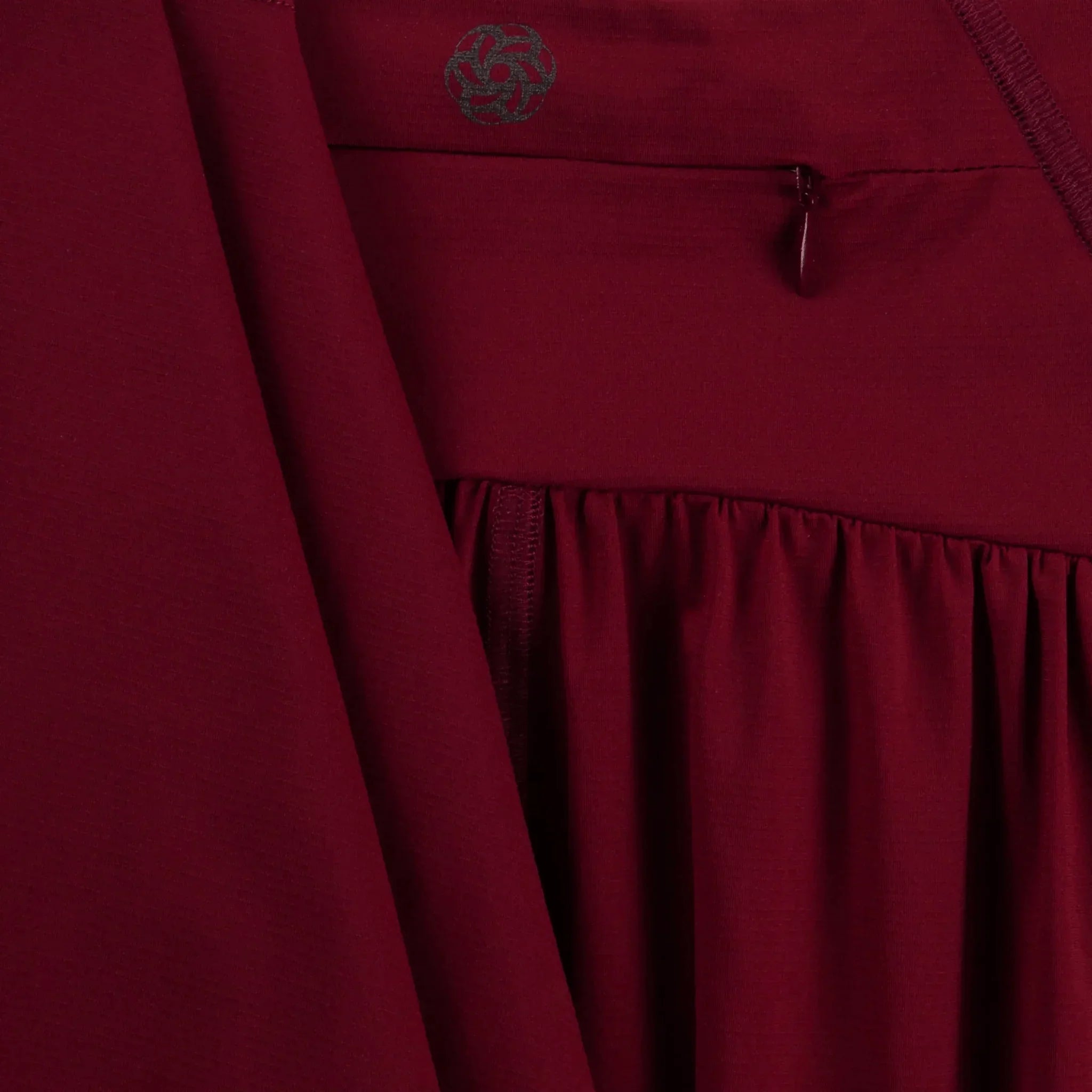 Flow Jersey Techno Skirt - CORE GRAPE RED
