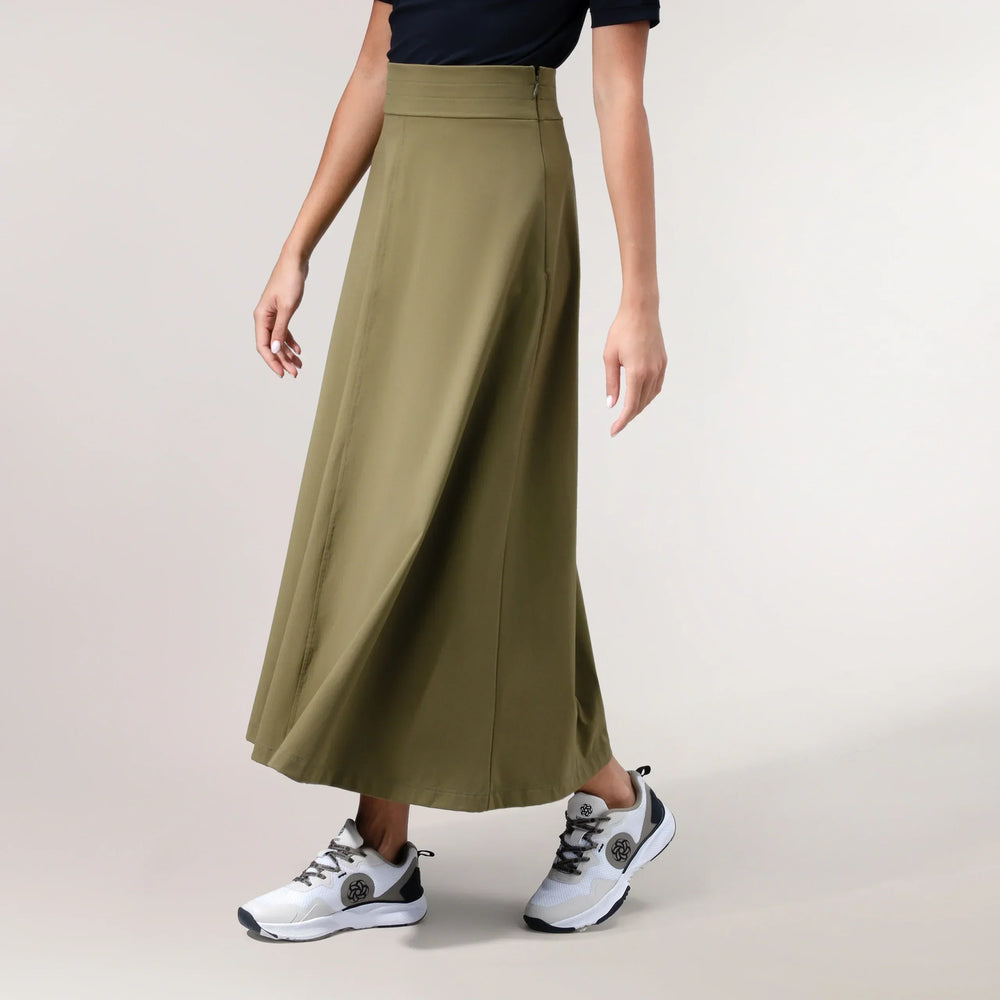 Rainforest green flared skirt with flowy hem - تنورة كلوش بلون أخضر رينفورست بحافة ناعمة وانسيابية