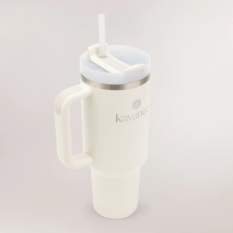 Kayanee x Stanley quencher in Beige color - كوب ستانلي × كياني كوينشر باللون البيج تحمل شعار كياني