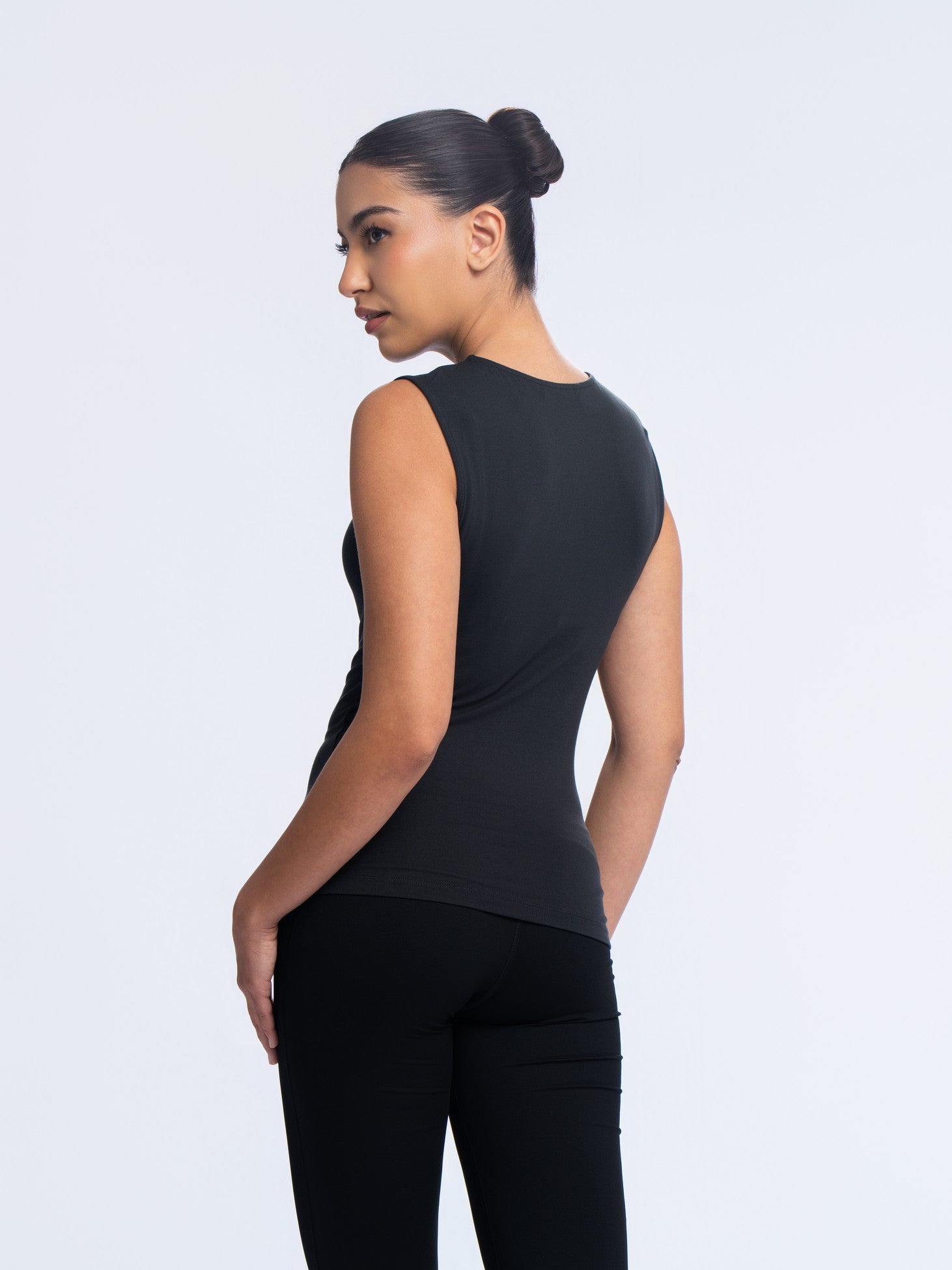 Essential Sleeveless Top - SEASONAL BLACK