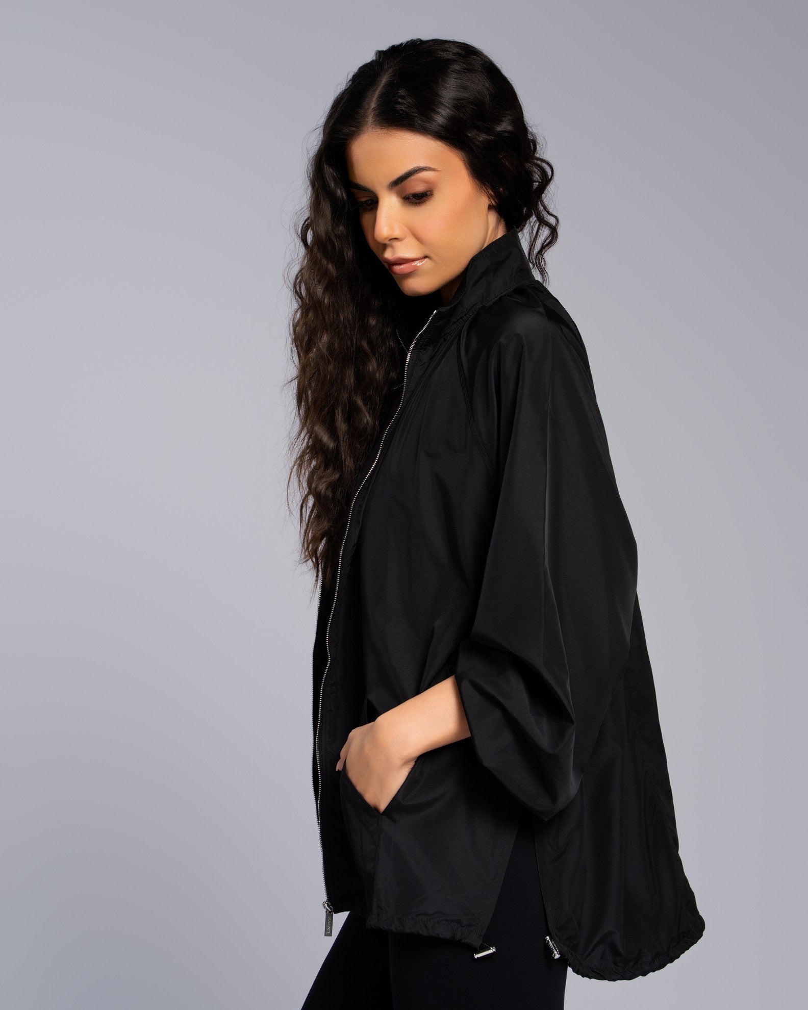 Gathered Parka - SEASONAL BLACK