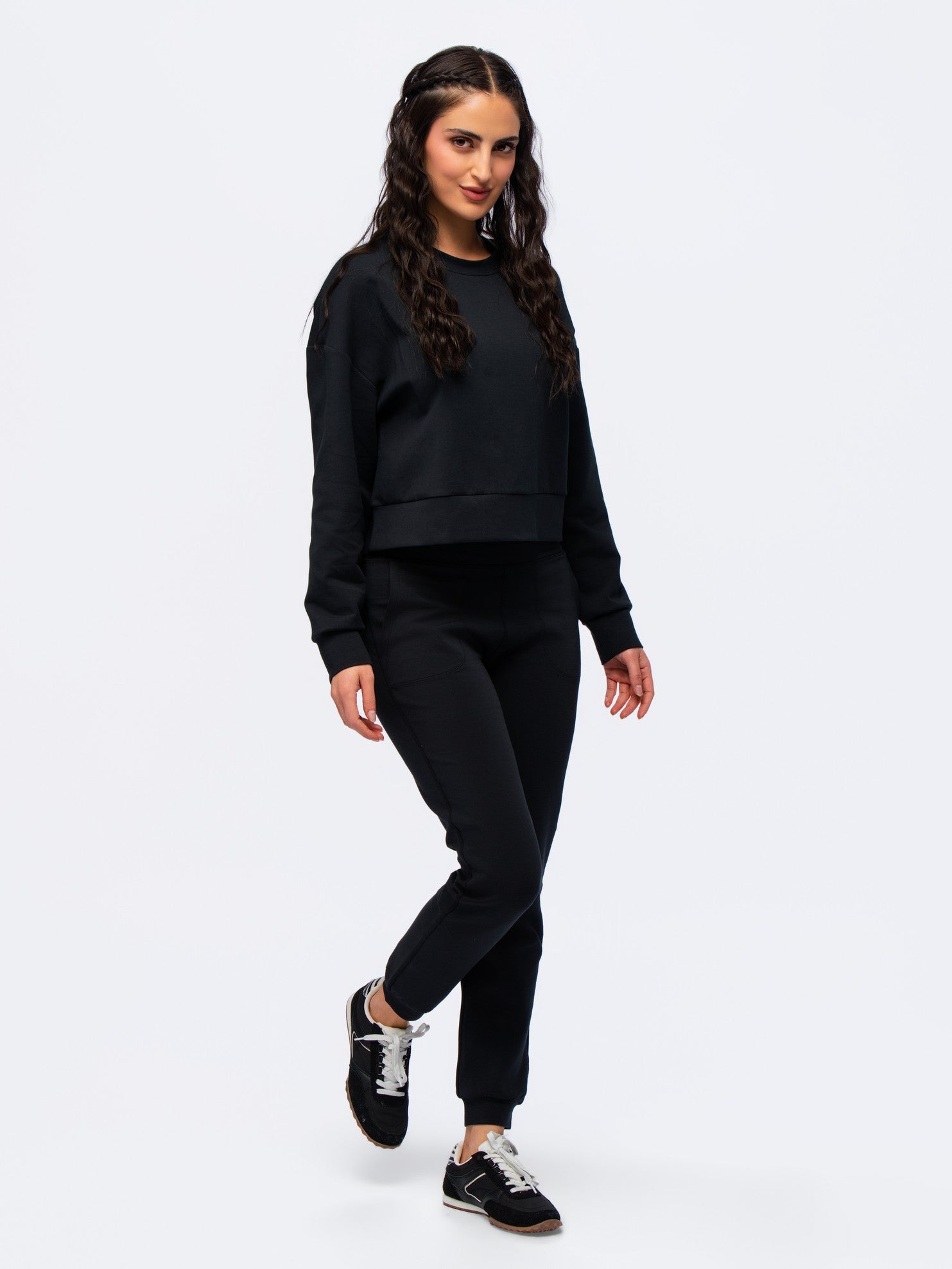 Soft Walkabout Jogger - SEASONAL BLACK