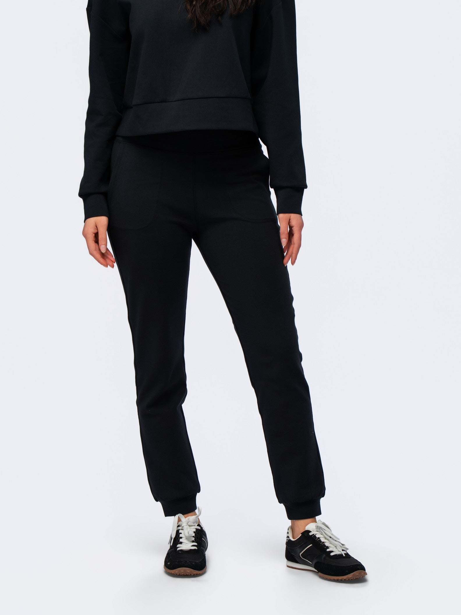 Sweatshirt Top - SEASONAL BLACK