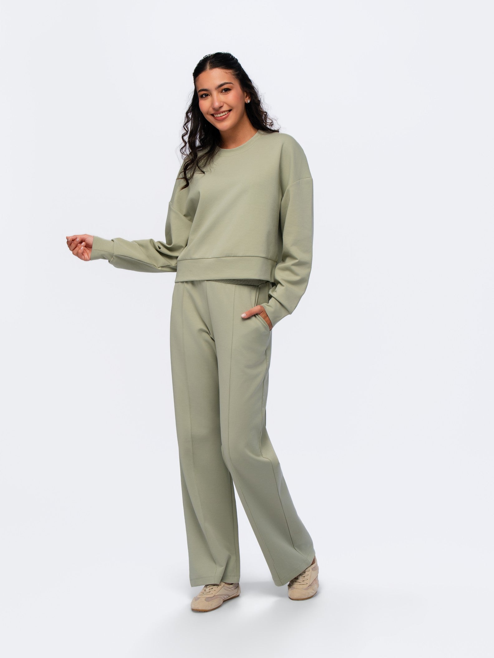 Sweatshirt Top - SEASONAL GREEN