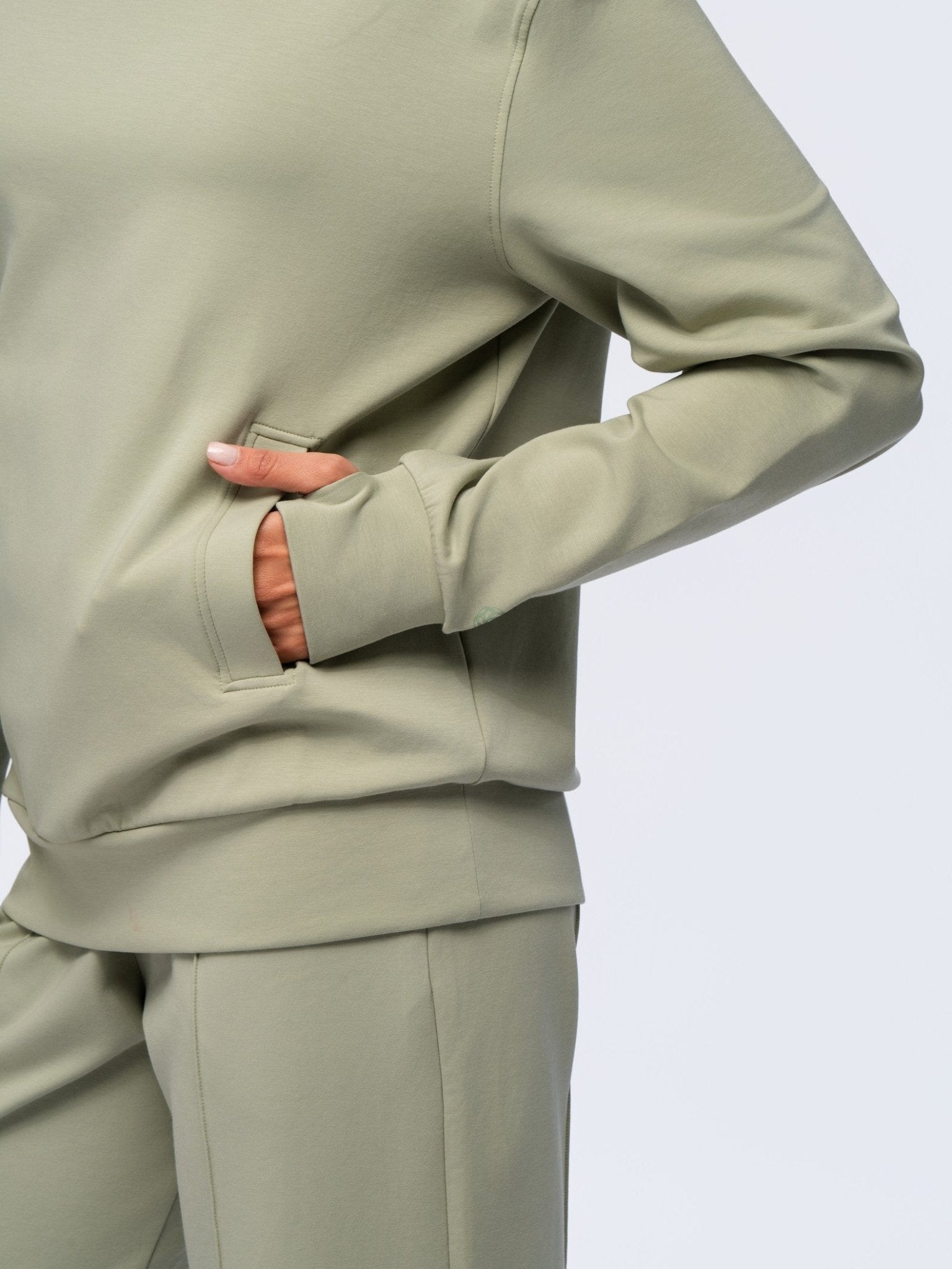 Sweatshirt Top - SEASONAL GREEN