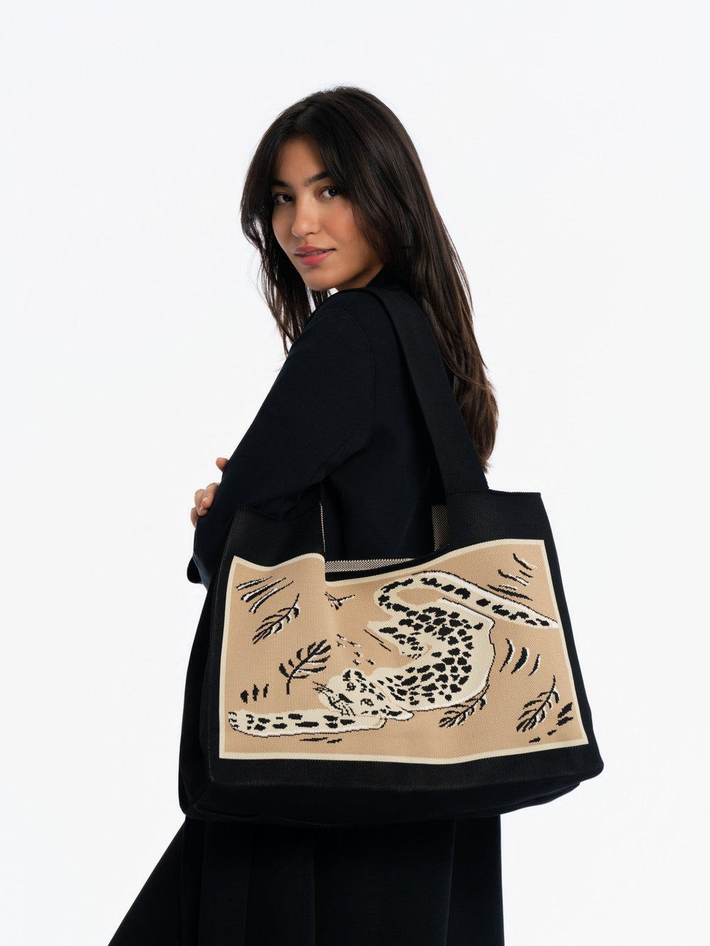 Maxi Knitted Pattern Bag - LEOPARD SCENE