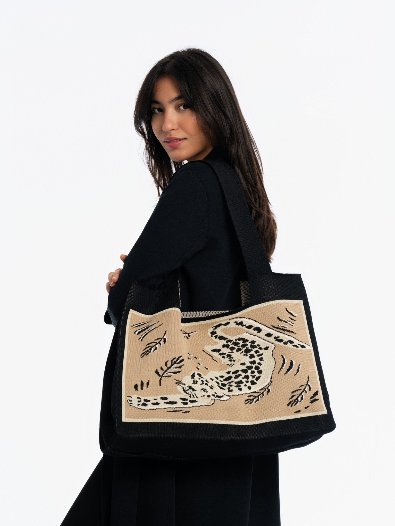 The Ameera City Bag - LEOPARD SCENE