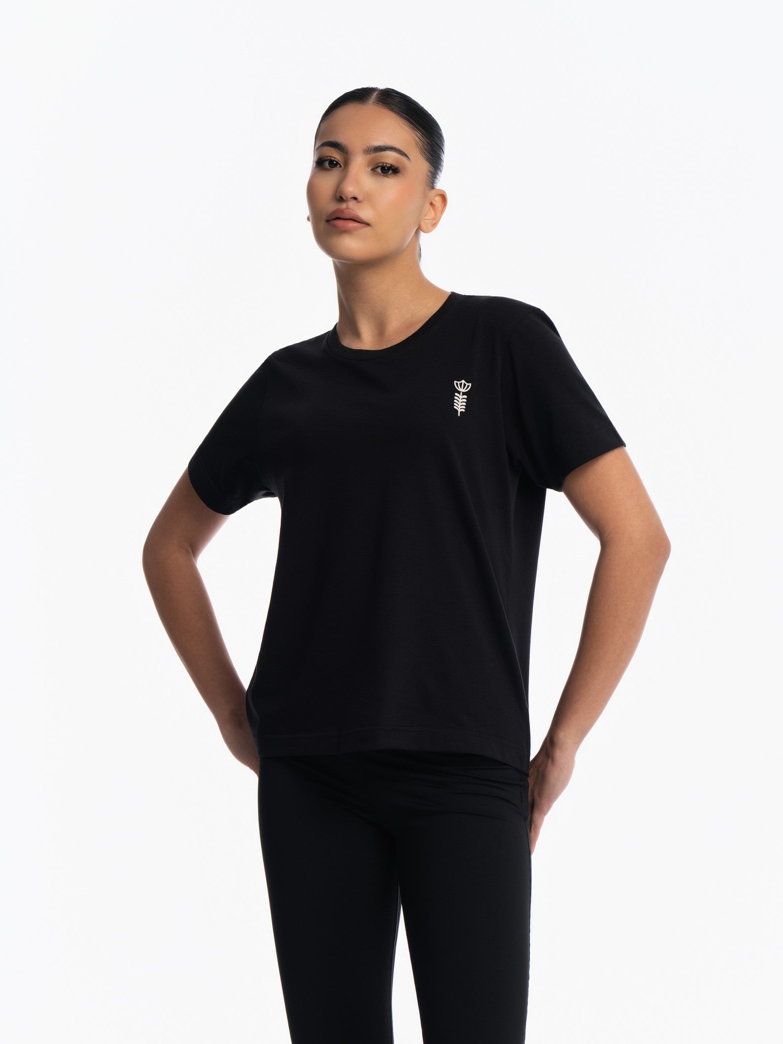 تيشيرت يوم التأسيس النسائي