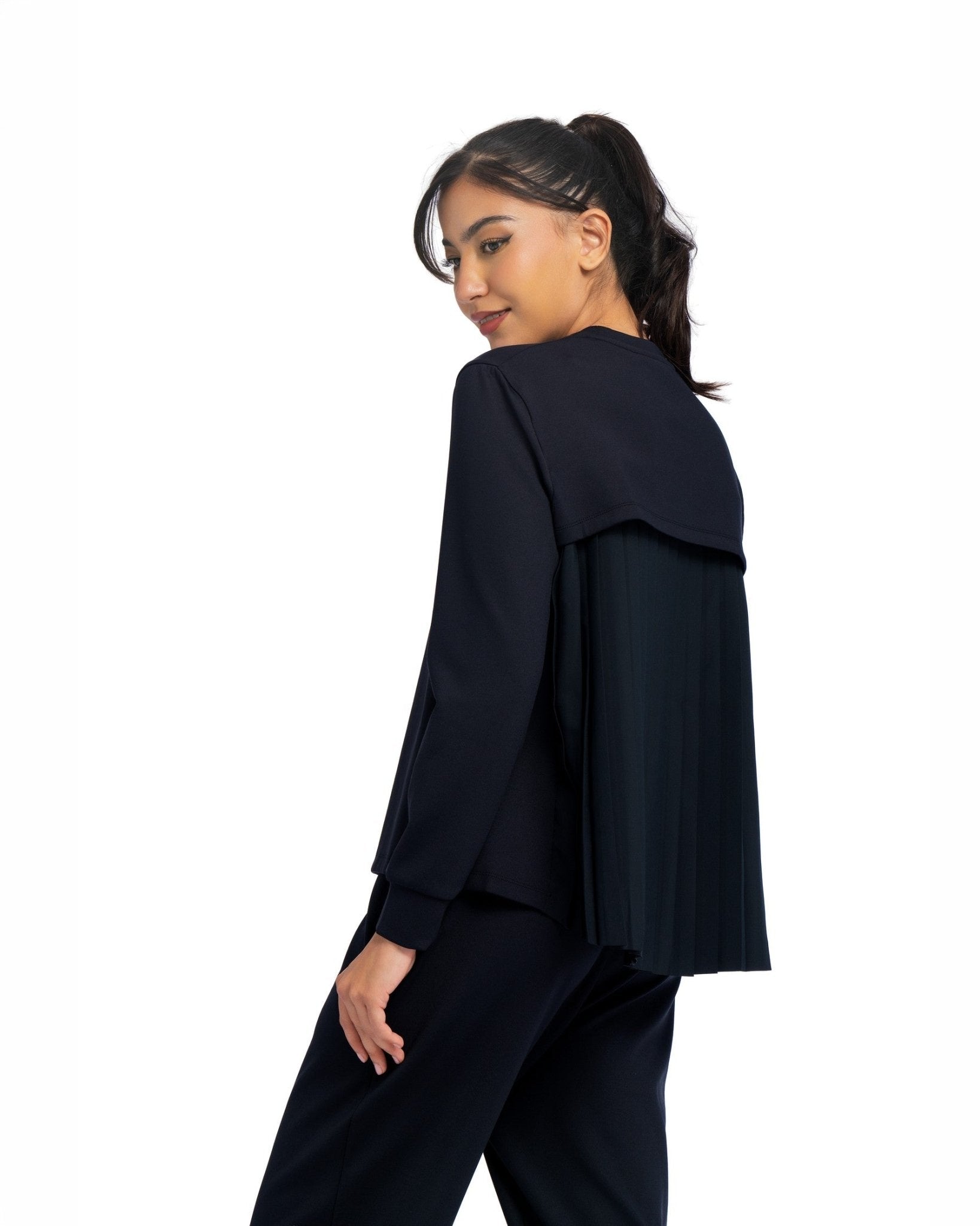 Pleated Sweatshirt - SEASONAL BLACK