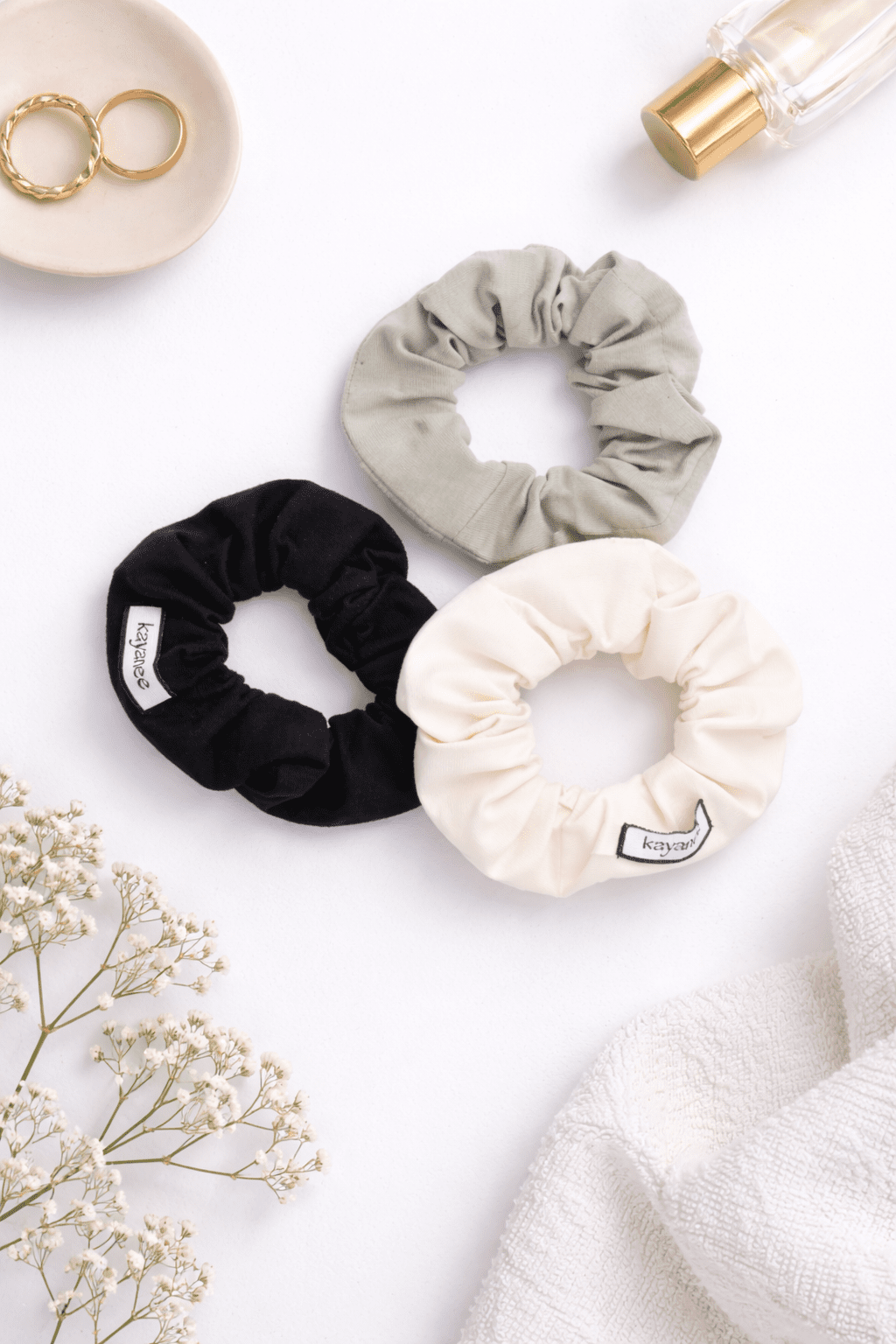 ثلاثة أربطة شعر منسوجة