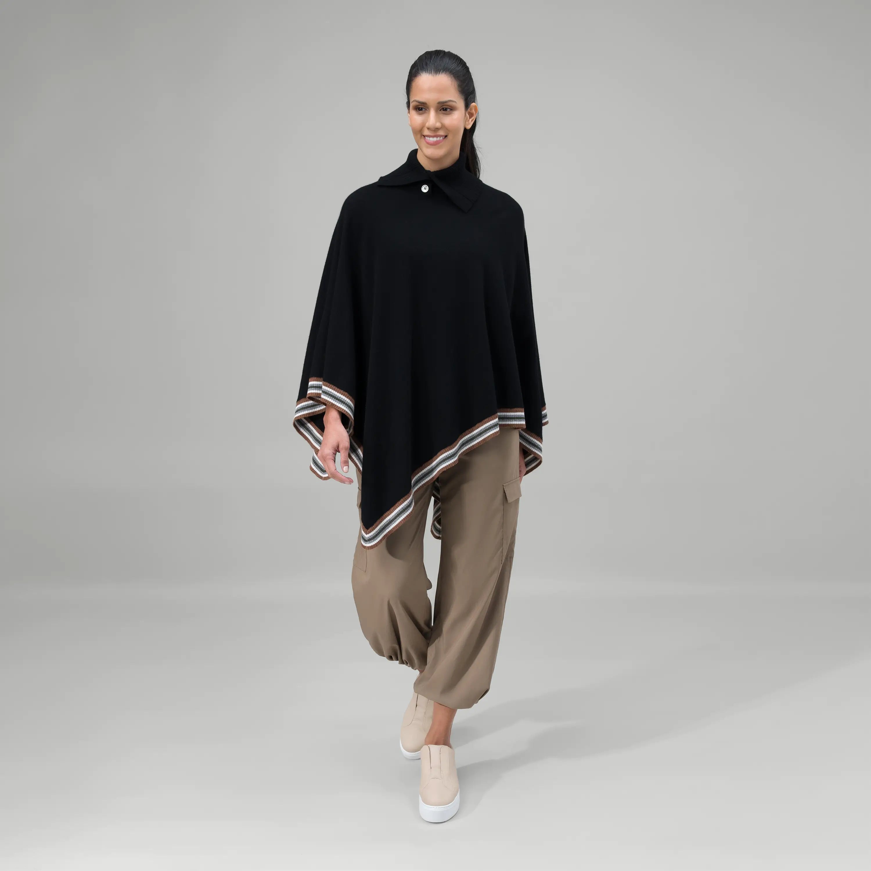 Cashmere Poncho - SEASONAL BLACK