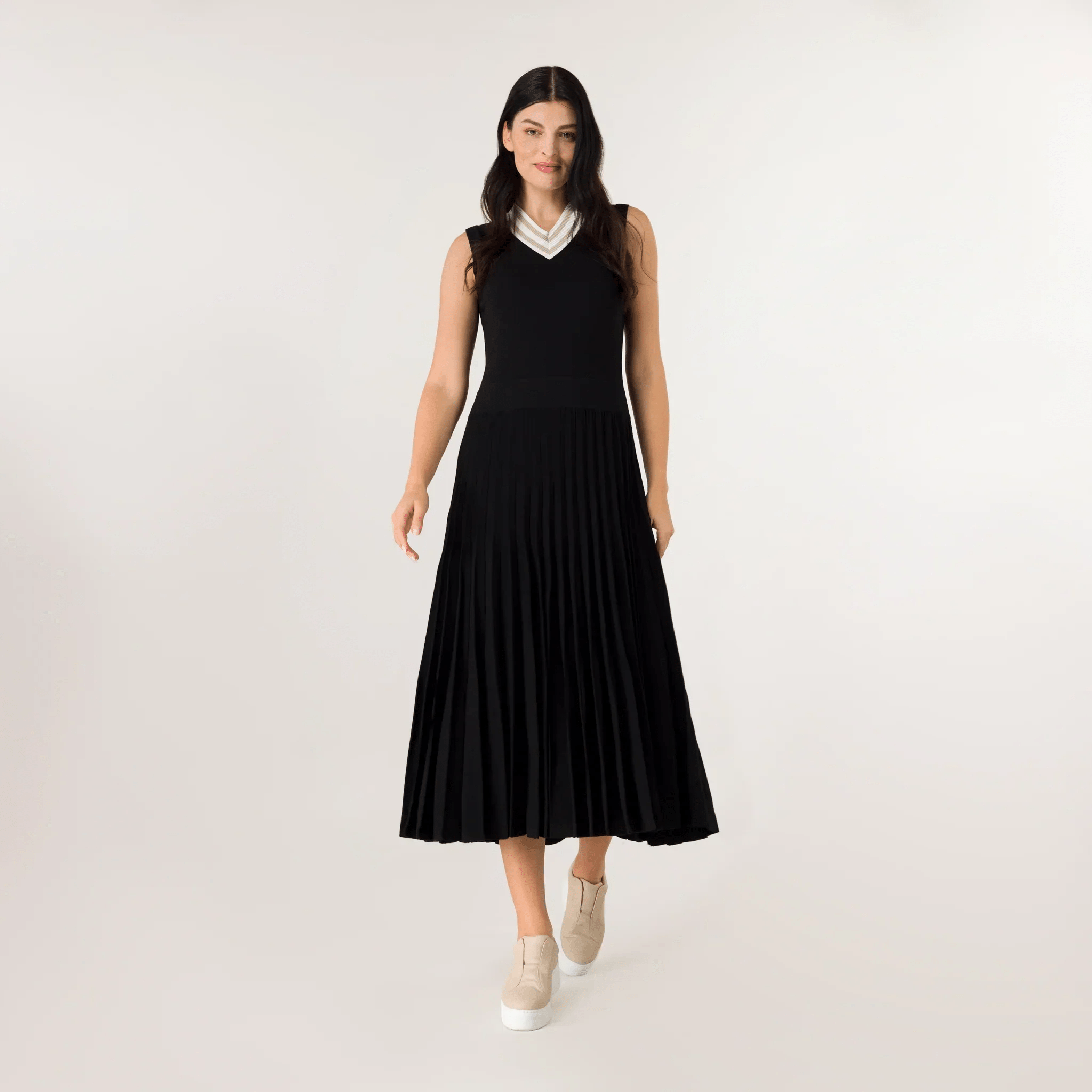 Pleated Knit Dress - SEASONAL BLACK