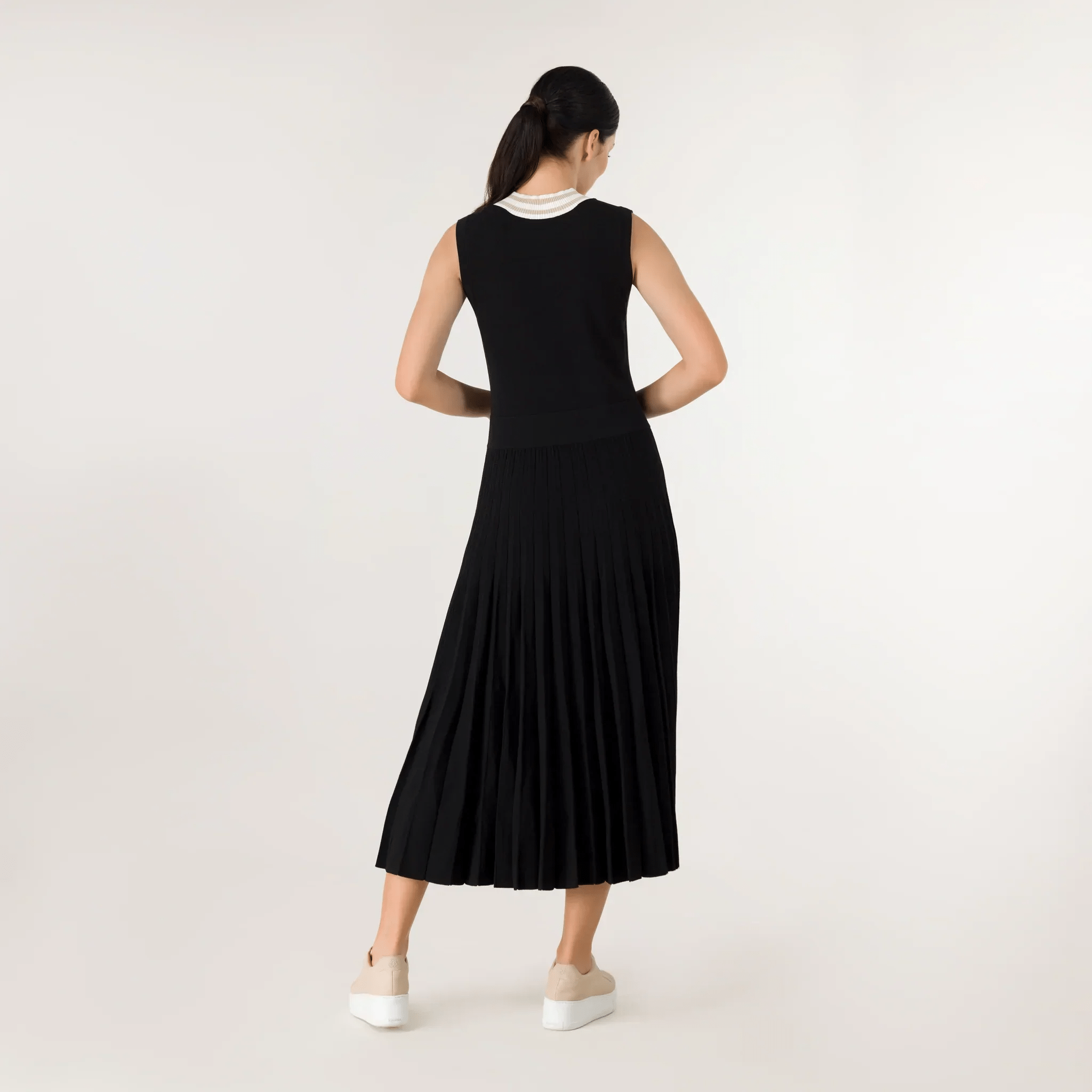 Pleated Knit Dress - SEASONAL BLACK