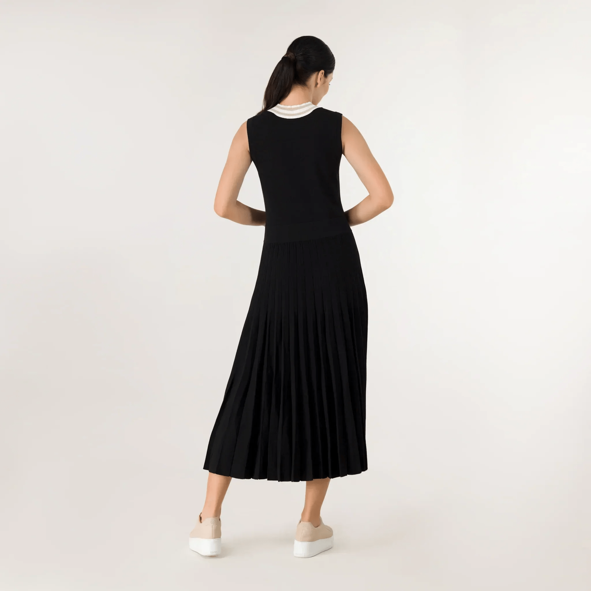 Pleated Knit Dress - SEASONAL BLACK