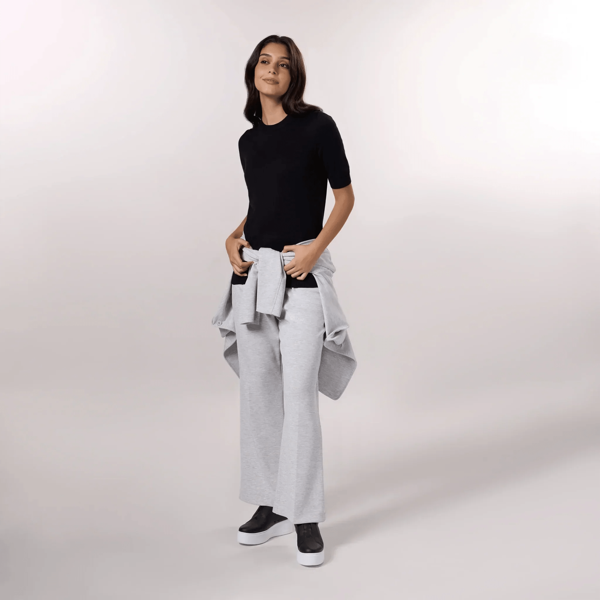 Short Sleeve Knit Sweater - SEASONAL BLACK