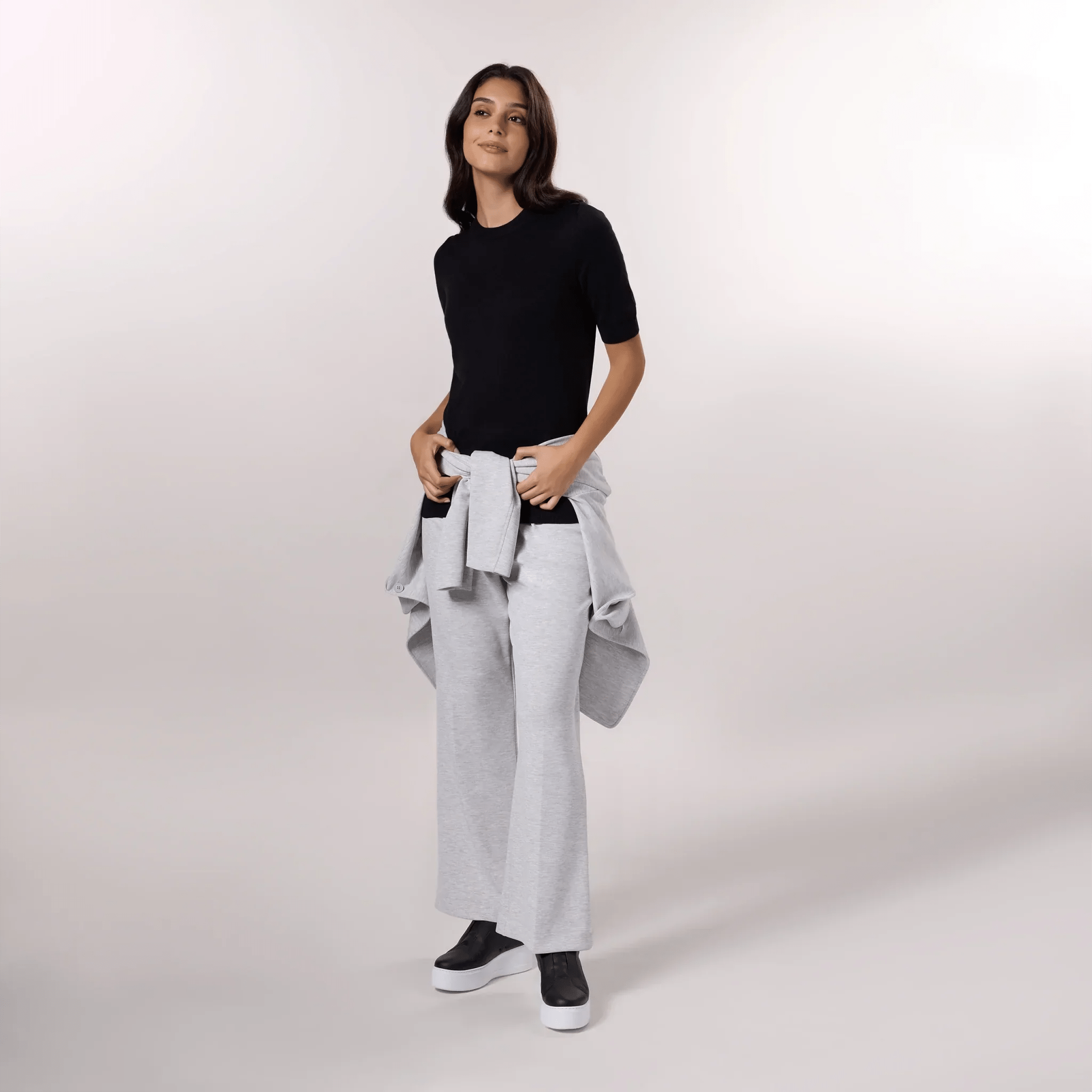 Short Sleeve Knit Sweater - SEASONAL BLACK