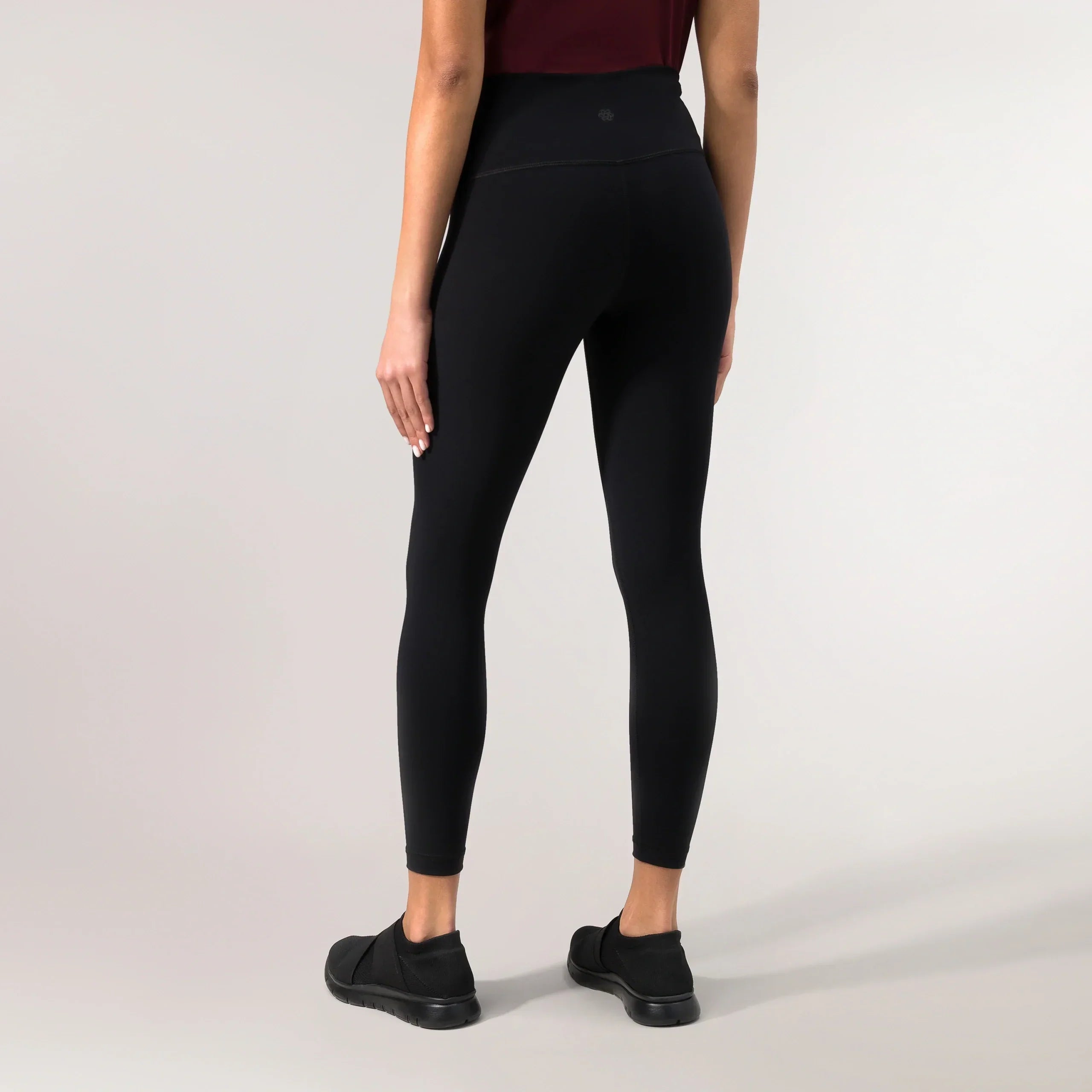 Sculpting Compression Legging - CORE BLACK