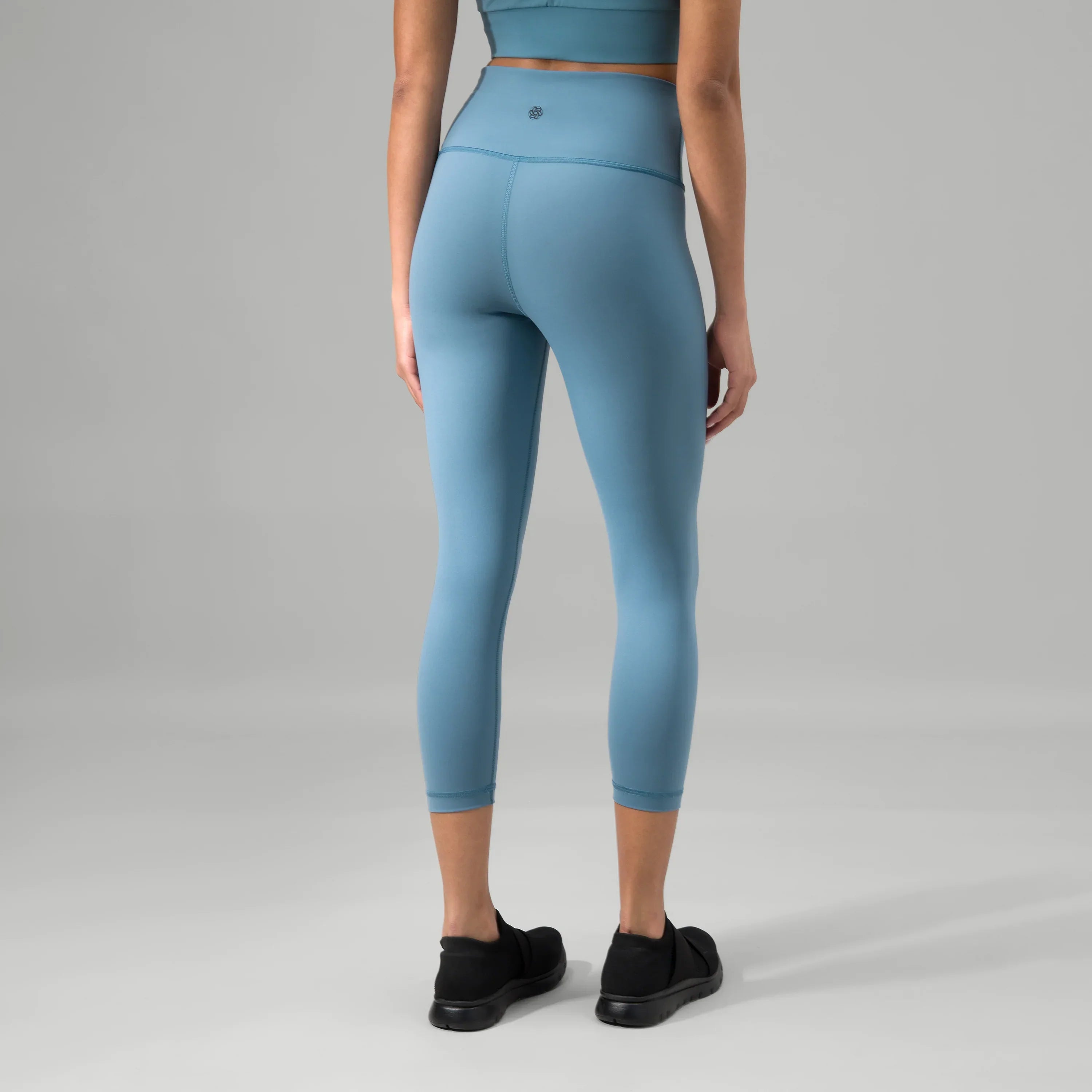 Sculpting Compression Crop Legging - CORE BLUE