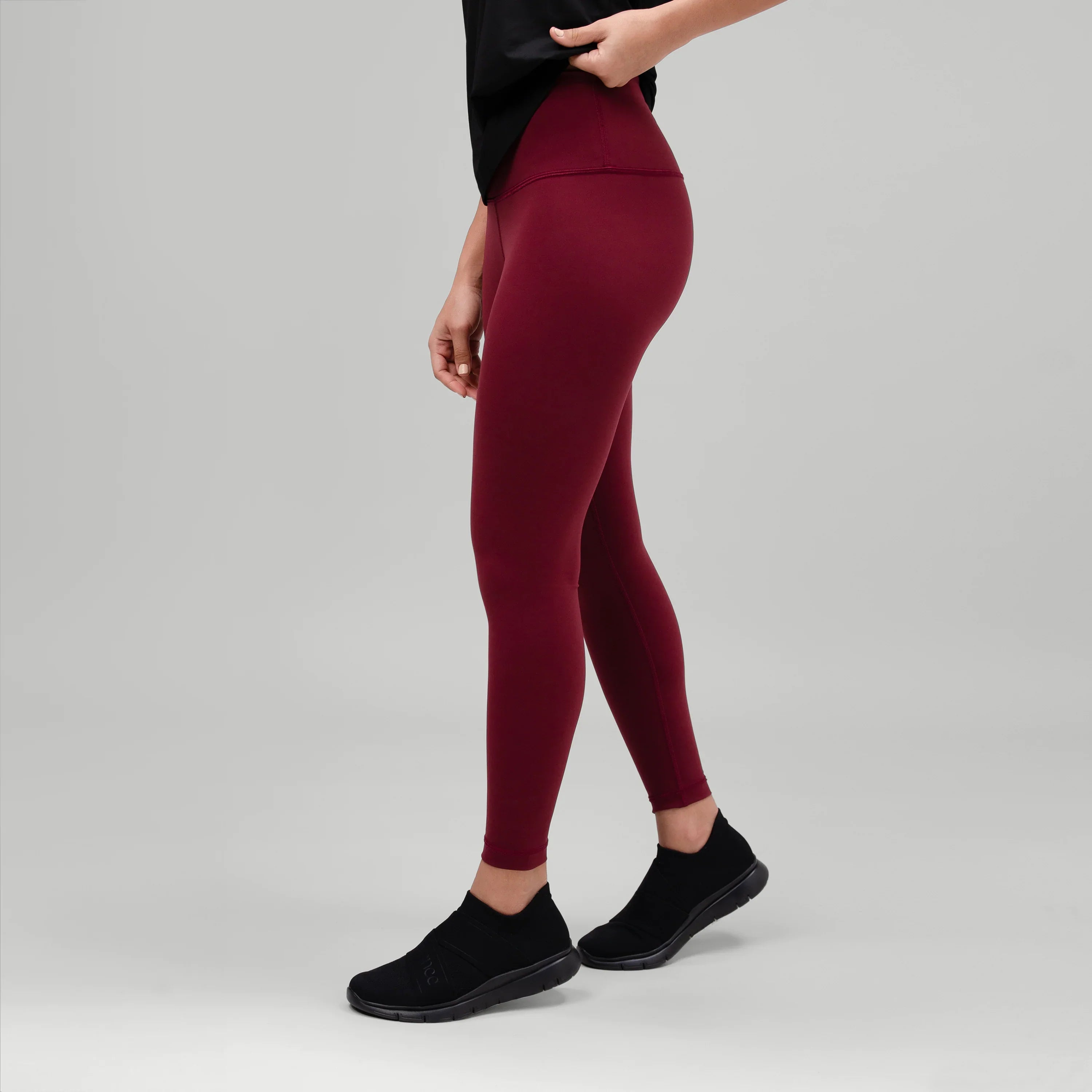 Freestyle Cropped Legging - CORE GRAPE RED