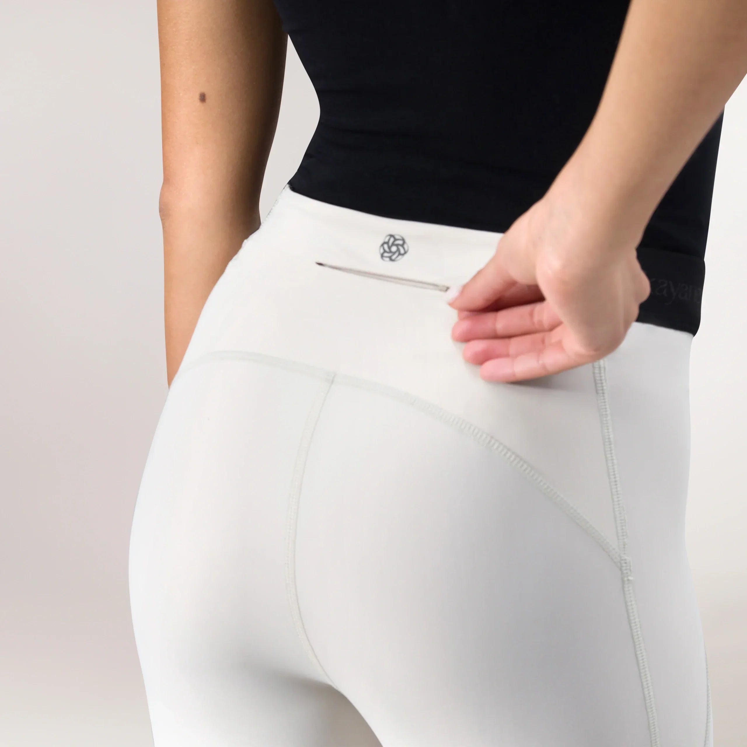 Glide Legging - CORE STONE