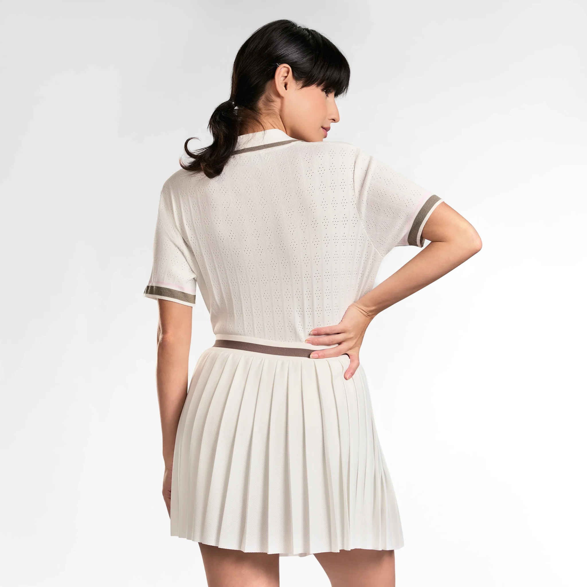 Lightweight Pleated Skirt - SEASONAL WHITE