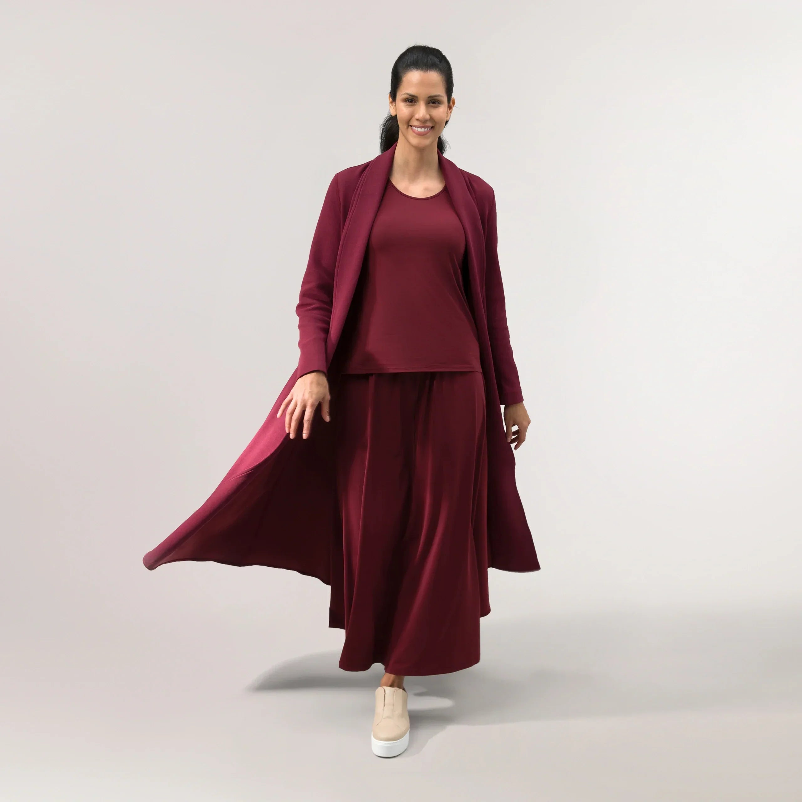 Weekday Abaya - CORE GRAPE RED