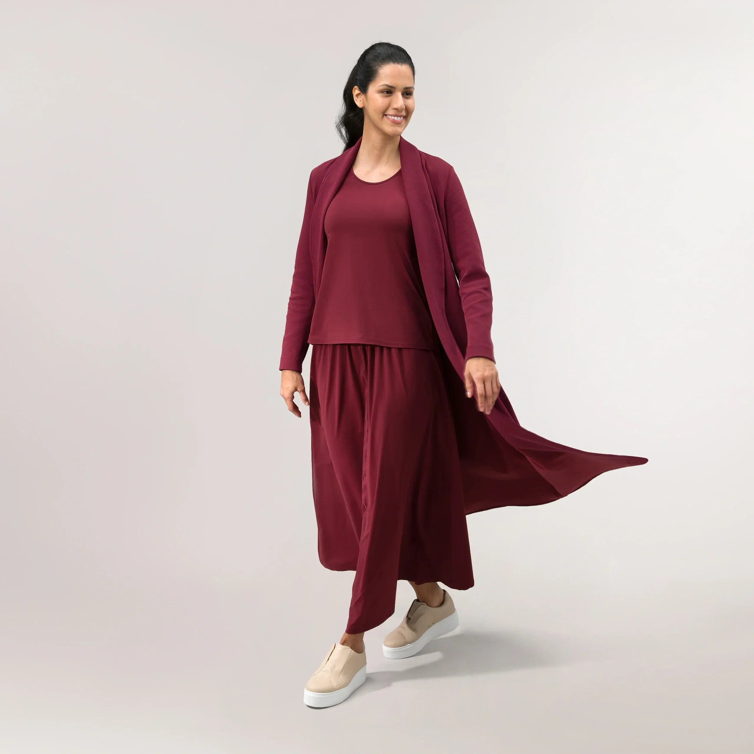 Weekday Abaya - CORE GRAPE RED