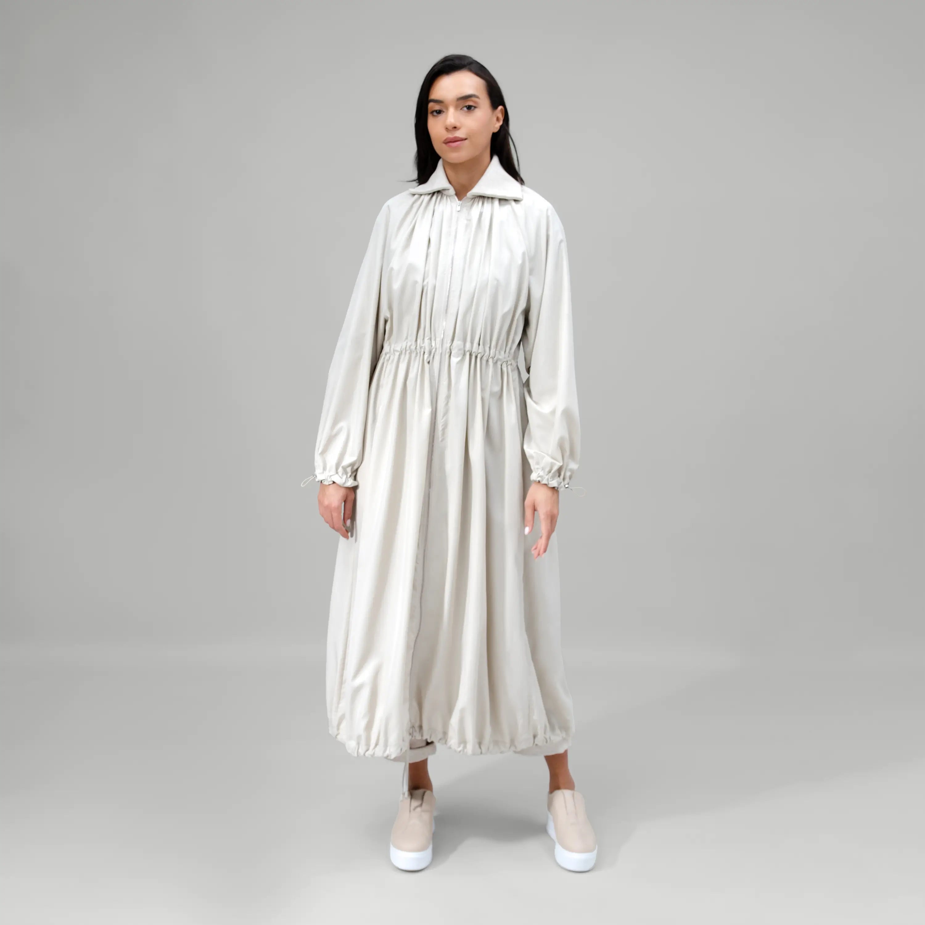 Stone zip front parka with adjustable waist & longline shape - باركا بسحاب أمامي باللون الحجري مع خصر قابل للتعديل وتصميم طويل