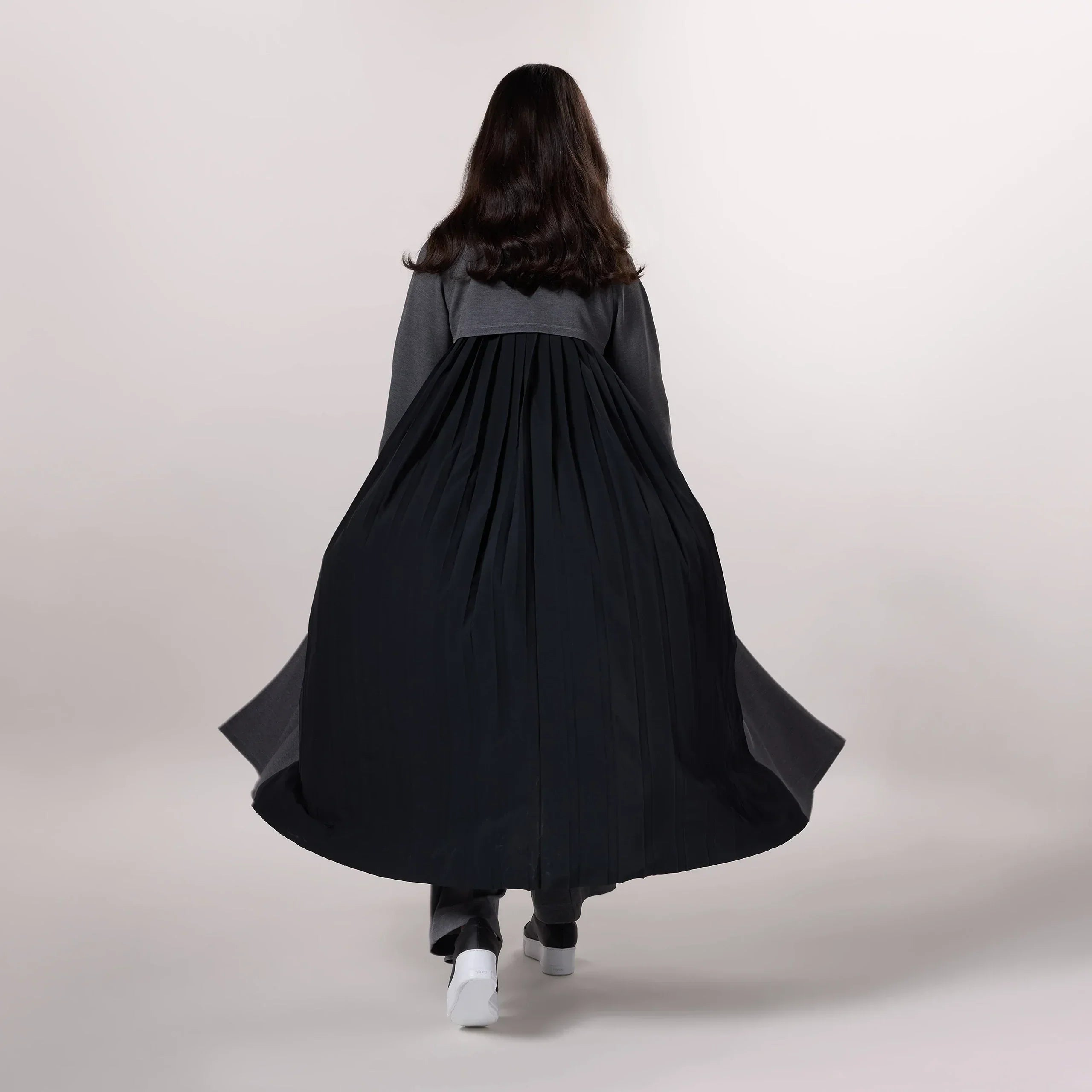 Pleated Abaya - SEASONAL CHARCOAL GREY