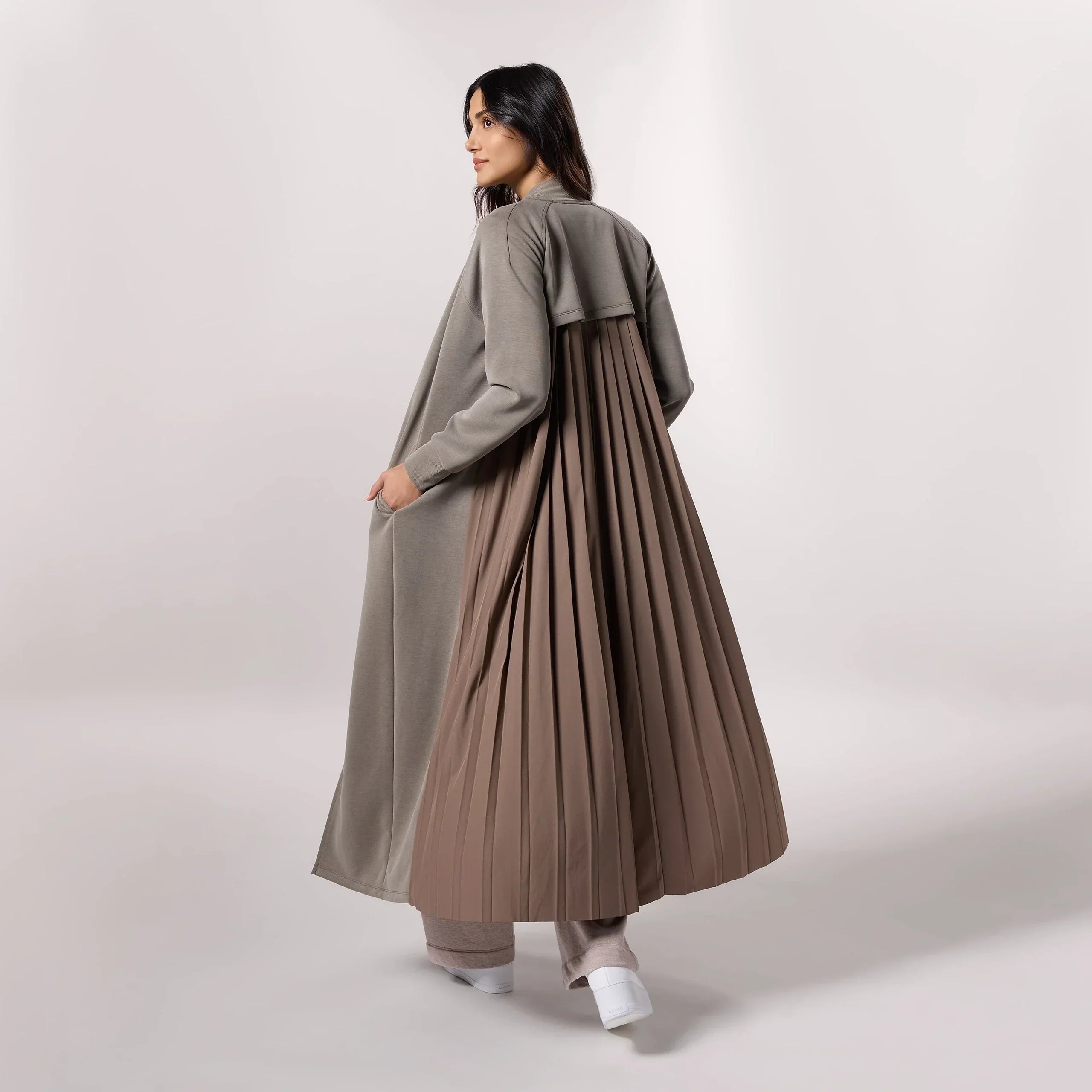 Pleated Abaya - SEASONAL TAUPE
