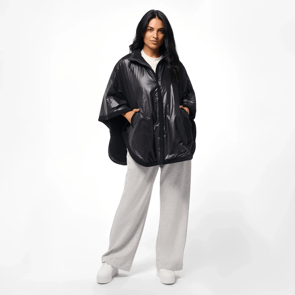 Reversible Cape - CORE BLACK