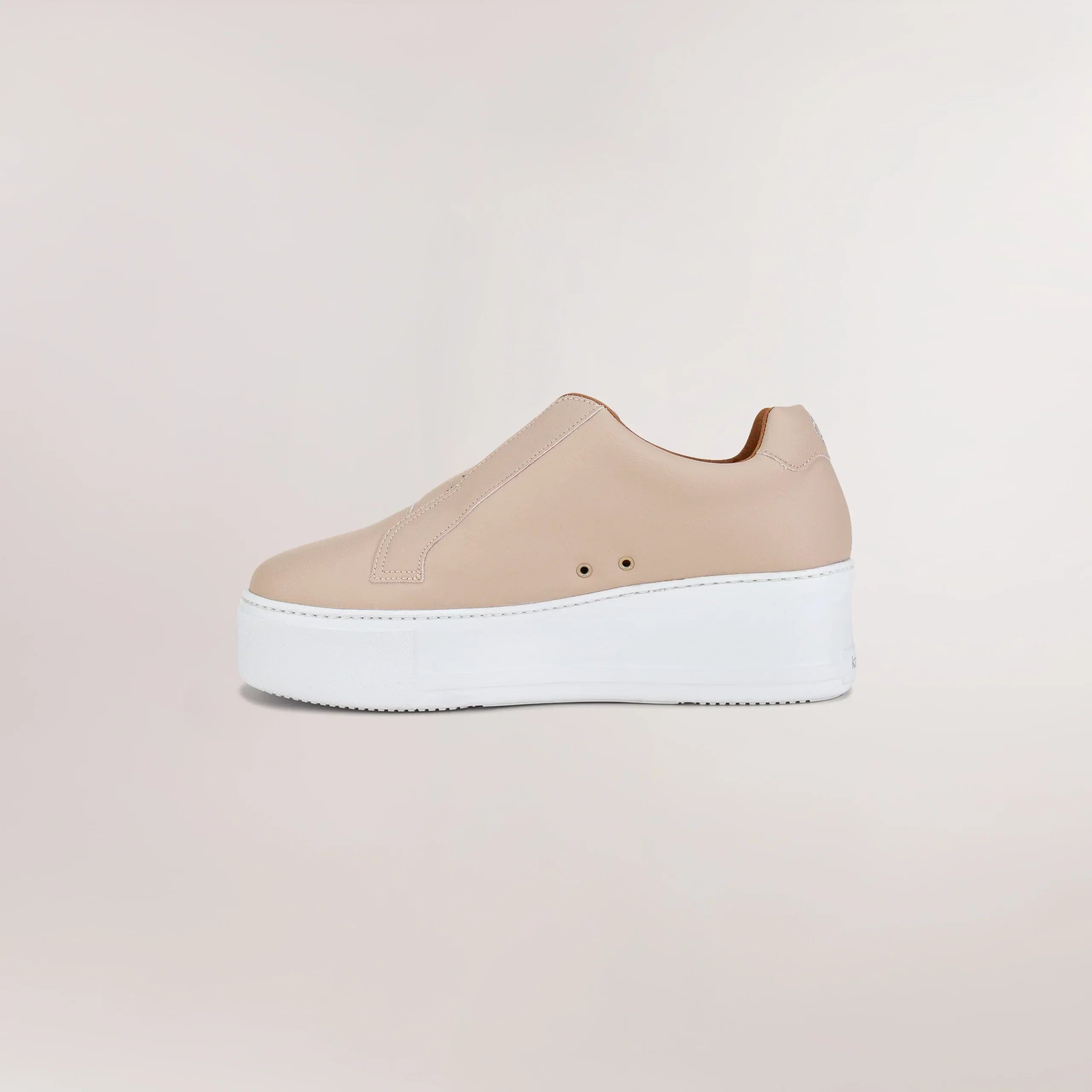 Slip-on Wedge Vegan Walkers - CORE BEIGE