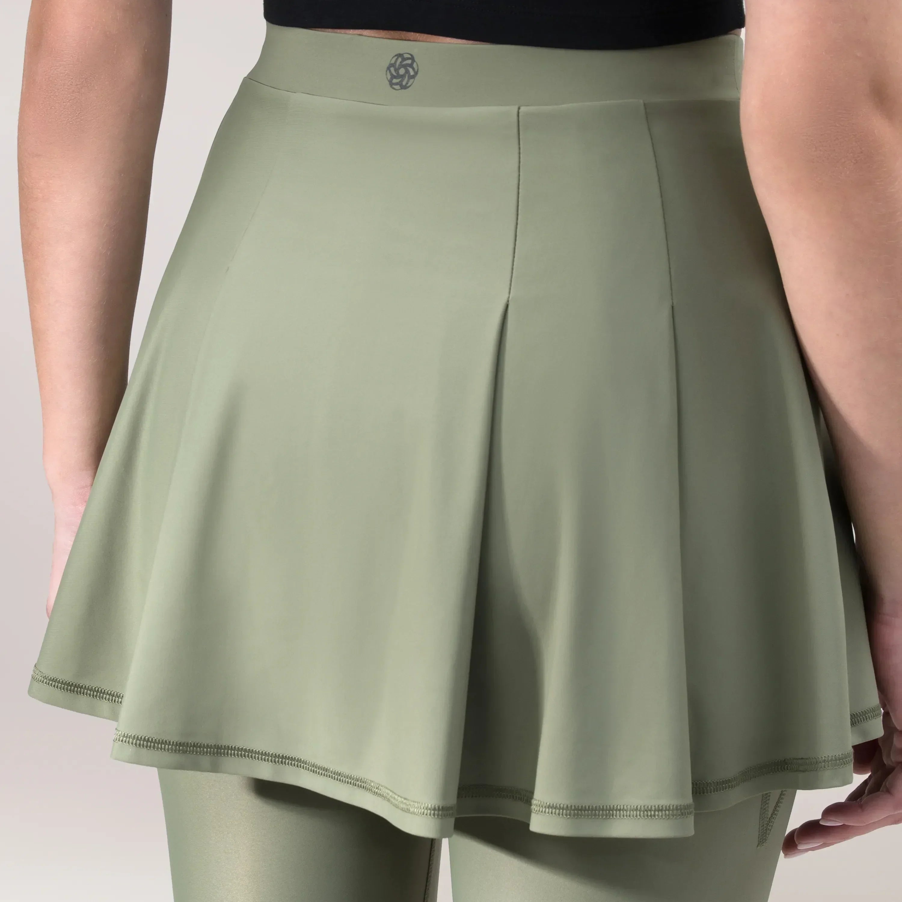 Glide Skirt - CORE MUSK GREEN