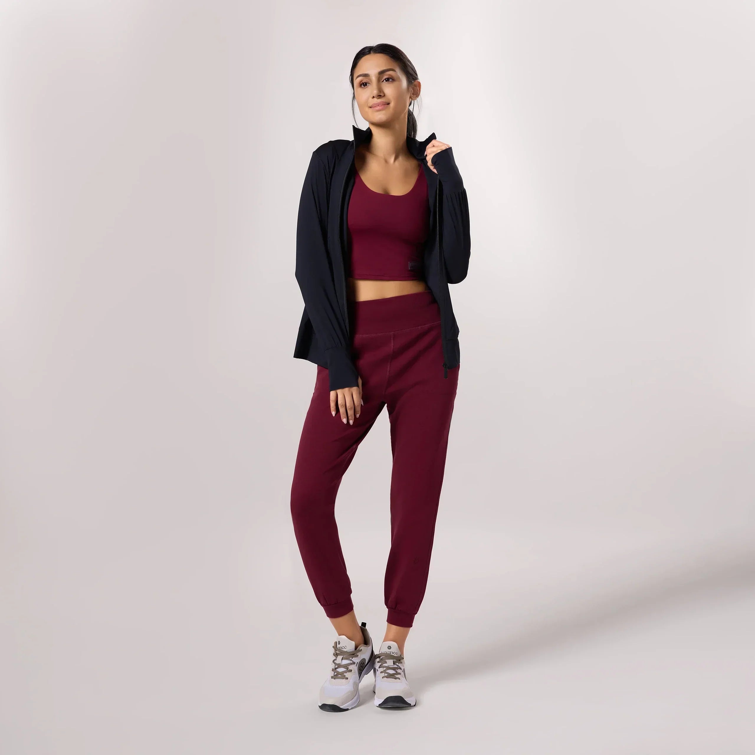 Walkabout Jogger - CORE GRAPE RED
