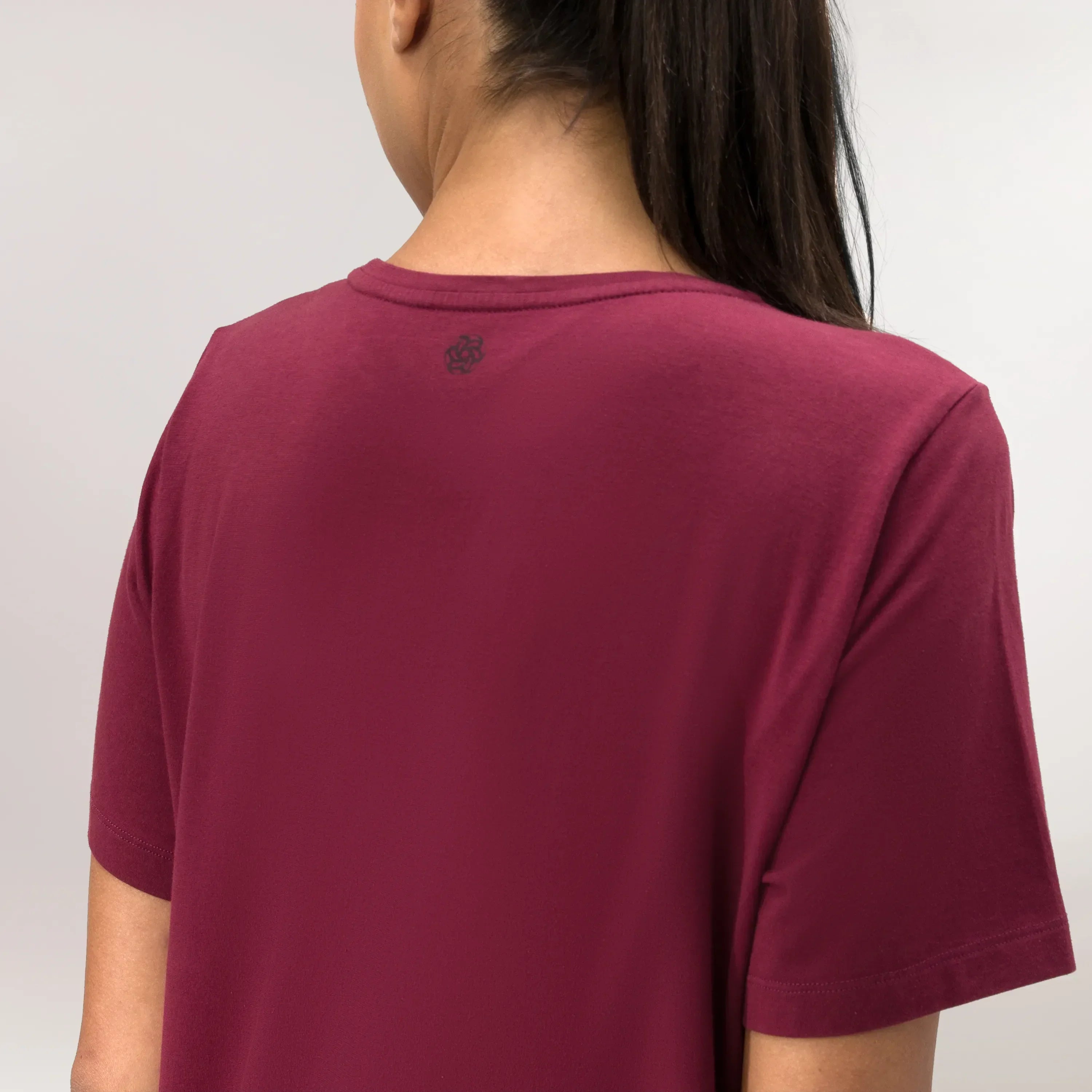 Easybend Tee - CORE GRAPE RED