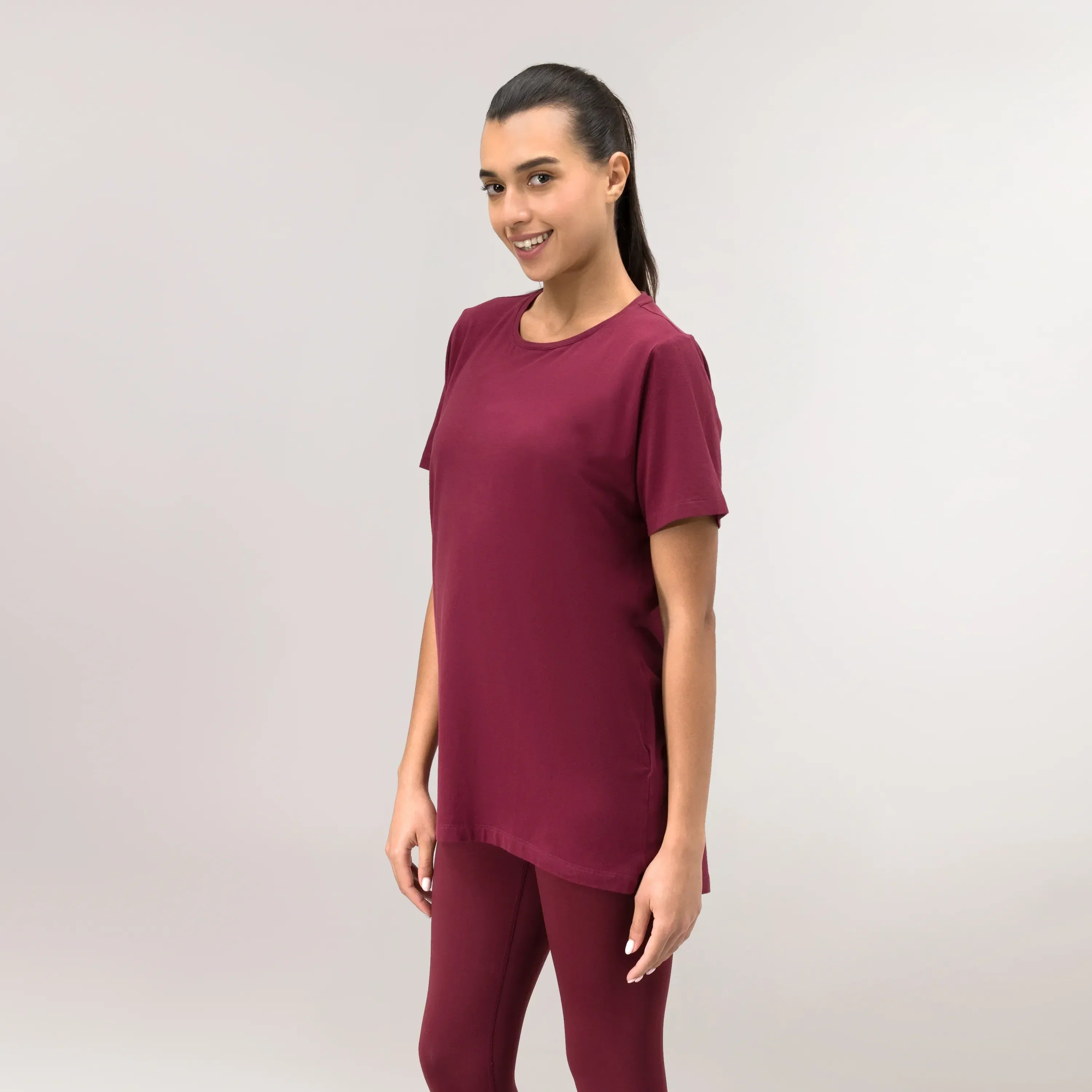 Easybend Tee - CORE GRAPE RED