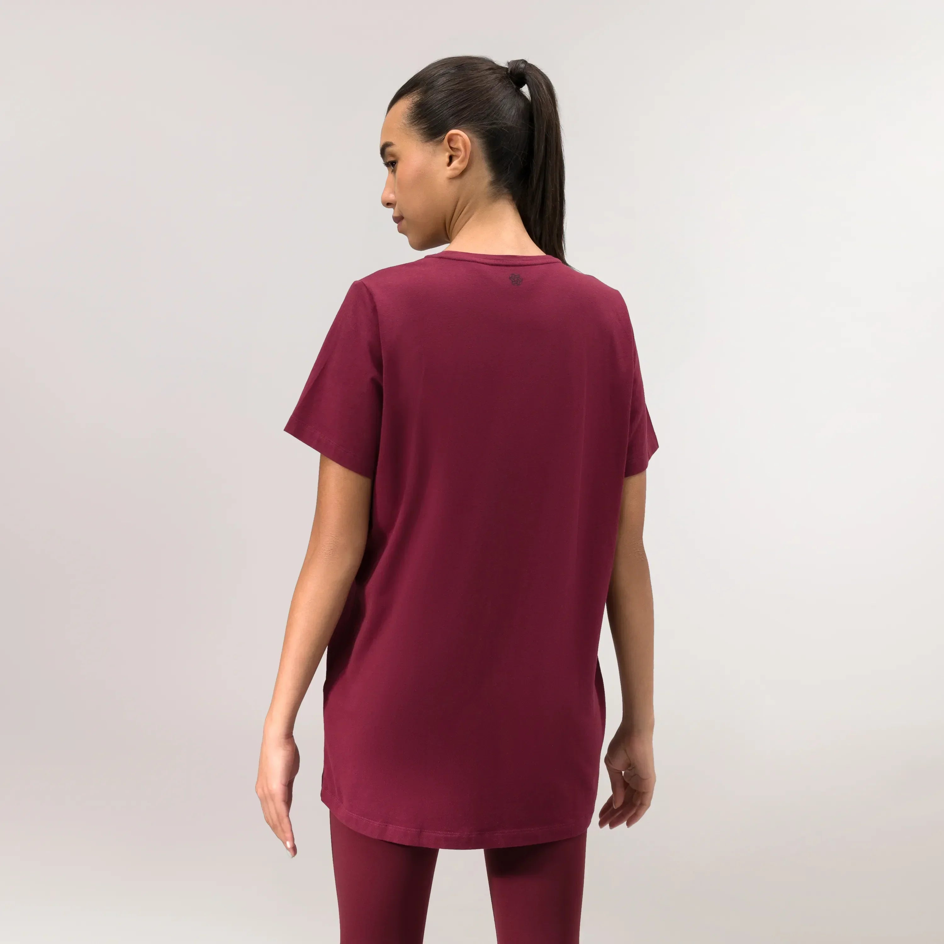 Easybend Tee - CORE GRAPE RED