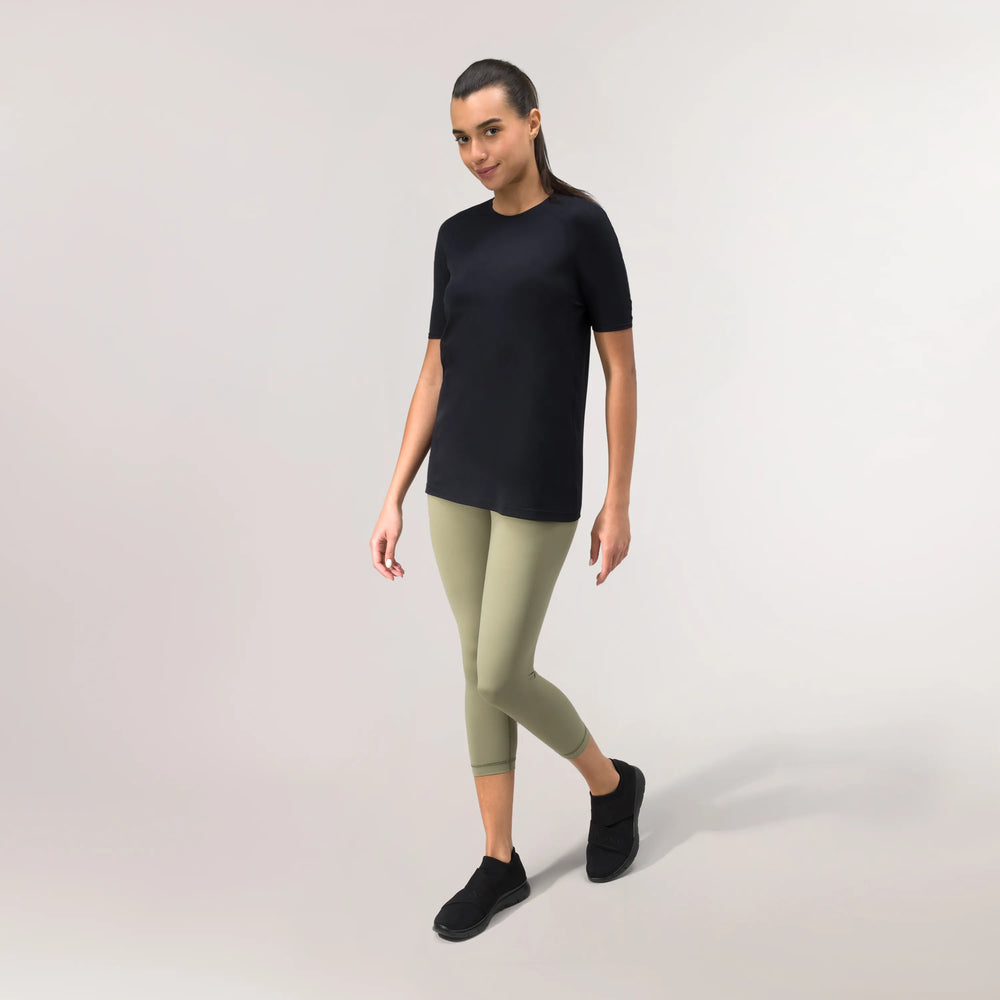 Black crew neck "Limber Up" t-shirt with relaxed fit - تيشيرت "ليمبر آب" أسود بياقة دائرية وبقصّة مريحة