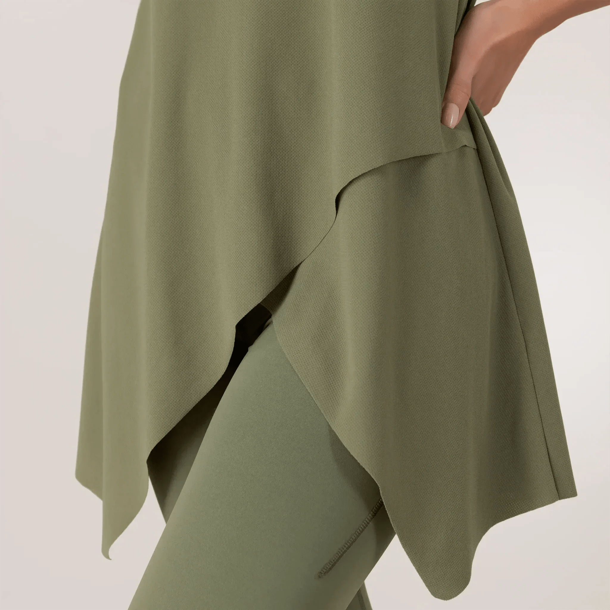 Twirl Studio Top - CORE MUSK GREEN